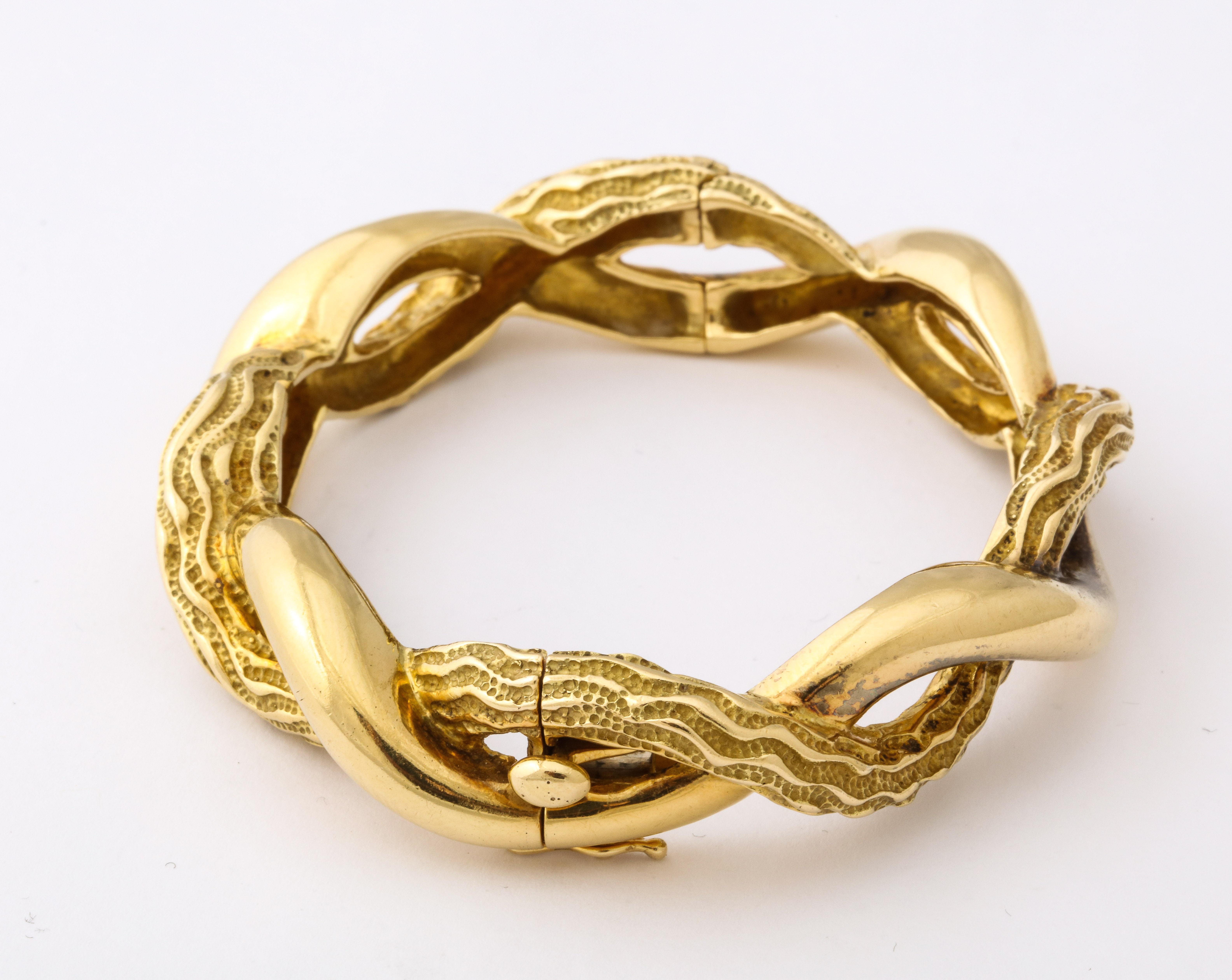 1970s Tiffany & Co. Textured Gold Bangle Bracelet In Excellent Condition For Sale In New York, NY