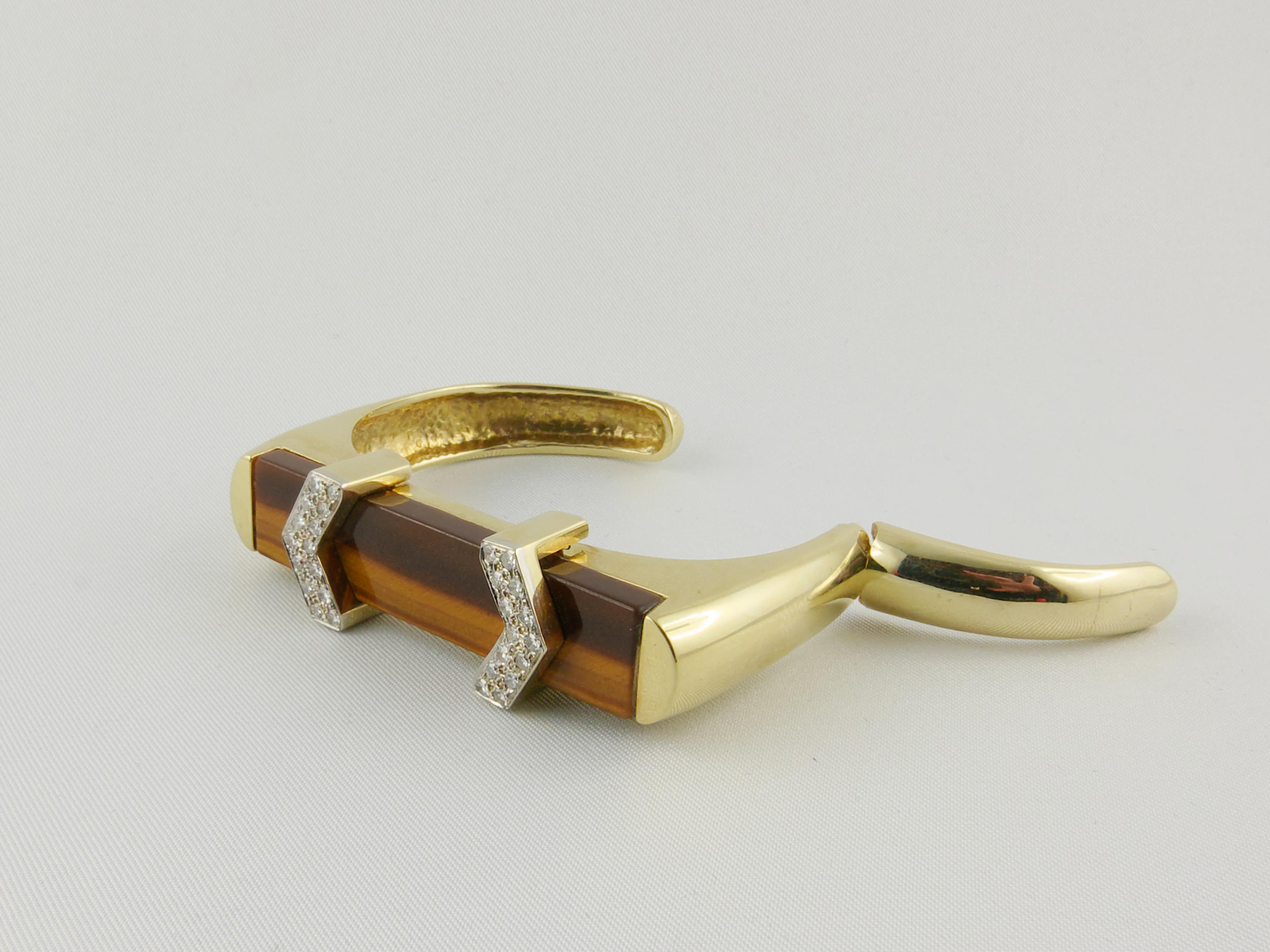 Round Cut 1970s Tiger’s Eye Diamond Yellow Gold Bracelet