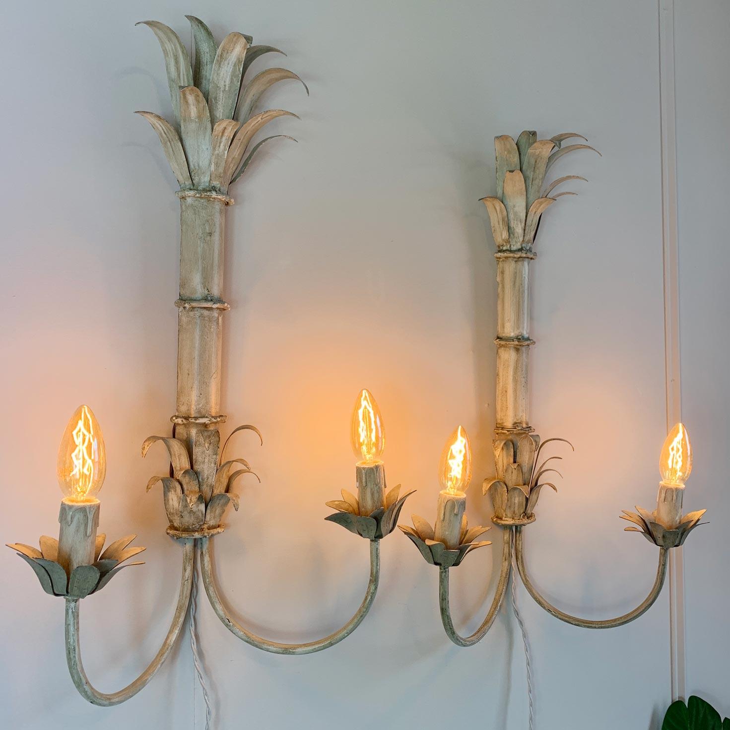 1970's Toleware Palm Reeds Wall Sconces In Good Condition In Hastings, GB