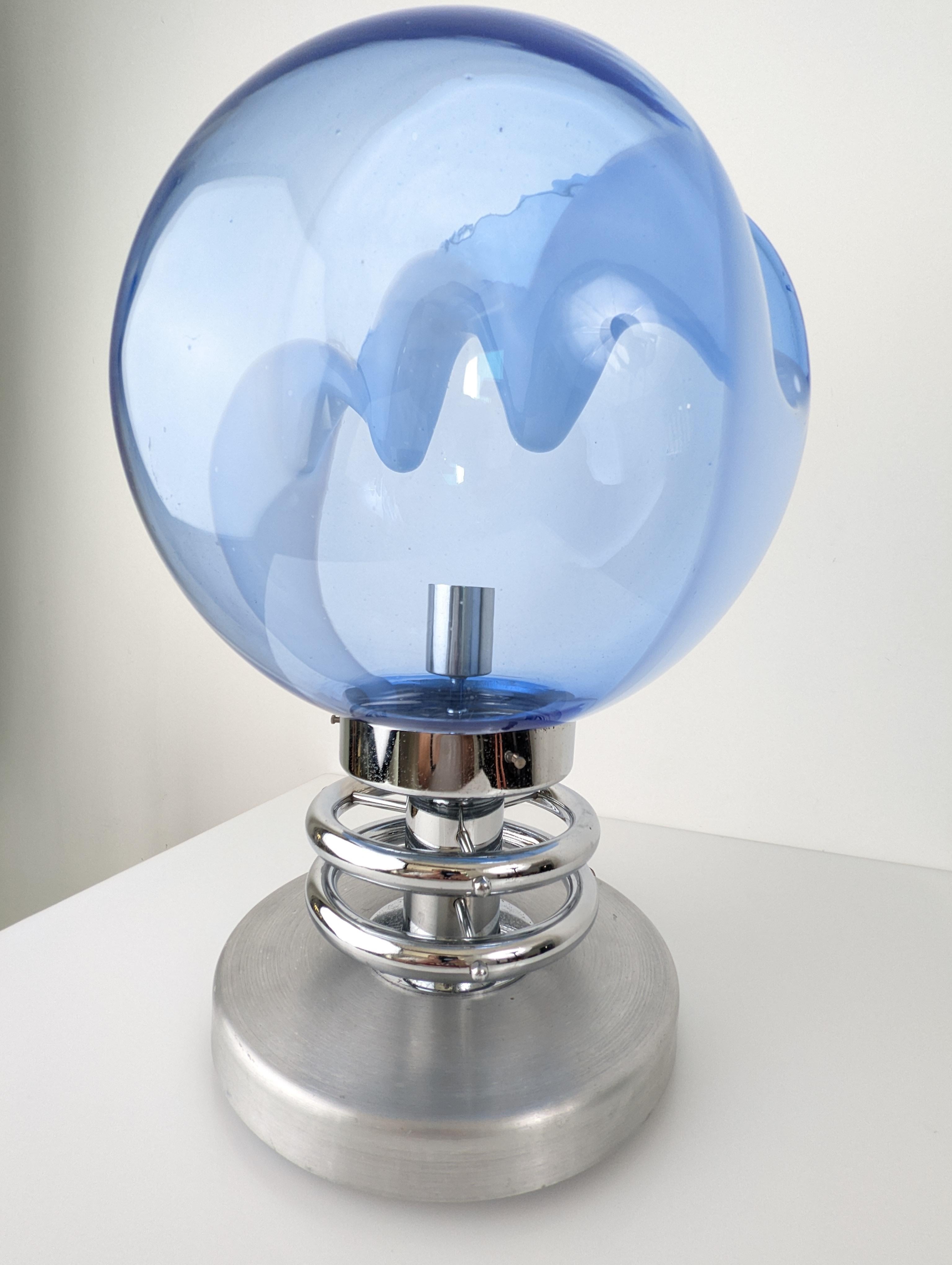 Late 20th Century 1970s Toni Zuccheri 'Membrane' Blue Murano Glass & Chrome Table Lamp For Sale