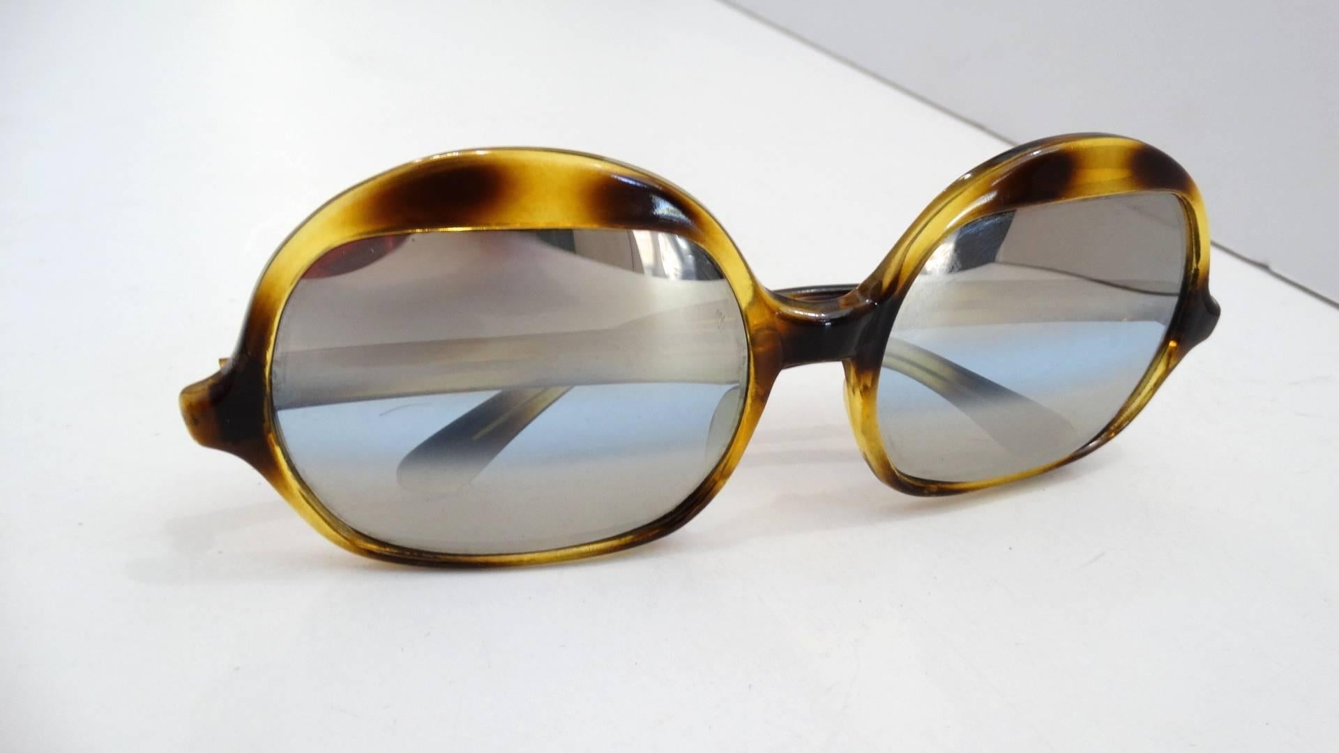 Women's 1970s Tortoise Oversized Mod Sunglasses