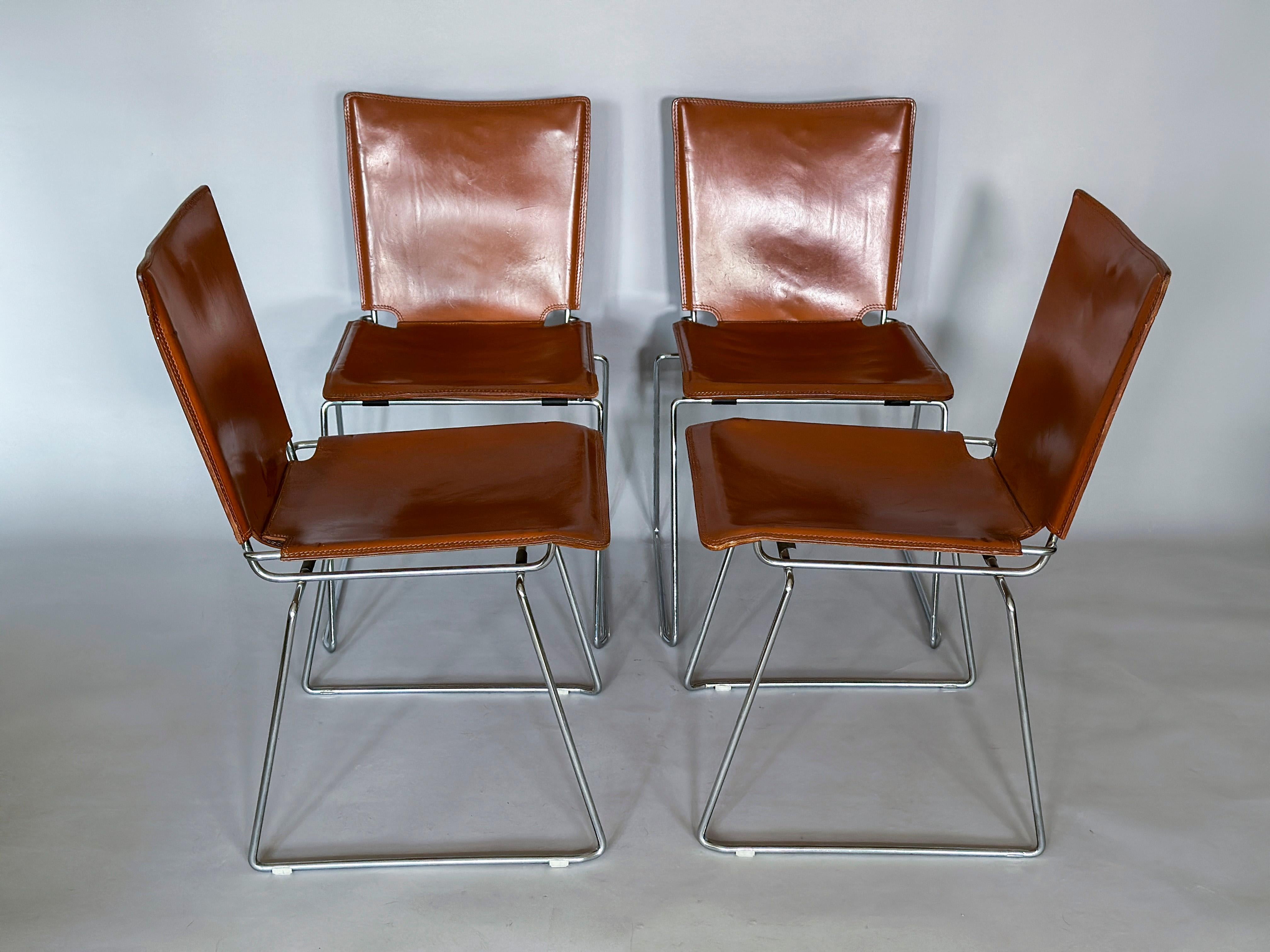 1970s Toyoda Hiroyuki for ICF Pelle Stacking Leather Chair 4