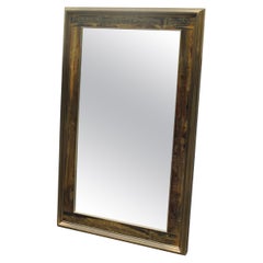 Miroir mural traditionnel exotique en bois sculpté des années 1970 attribué Mastercraft