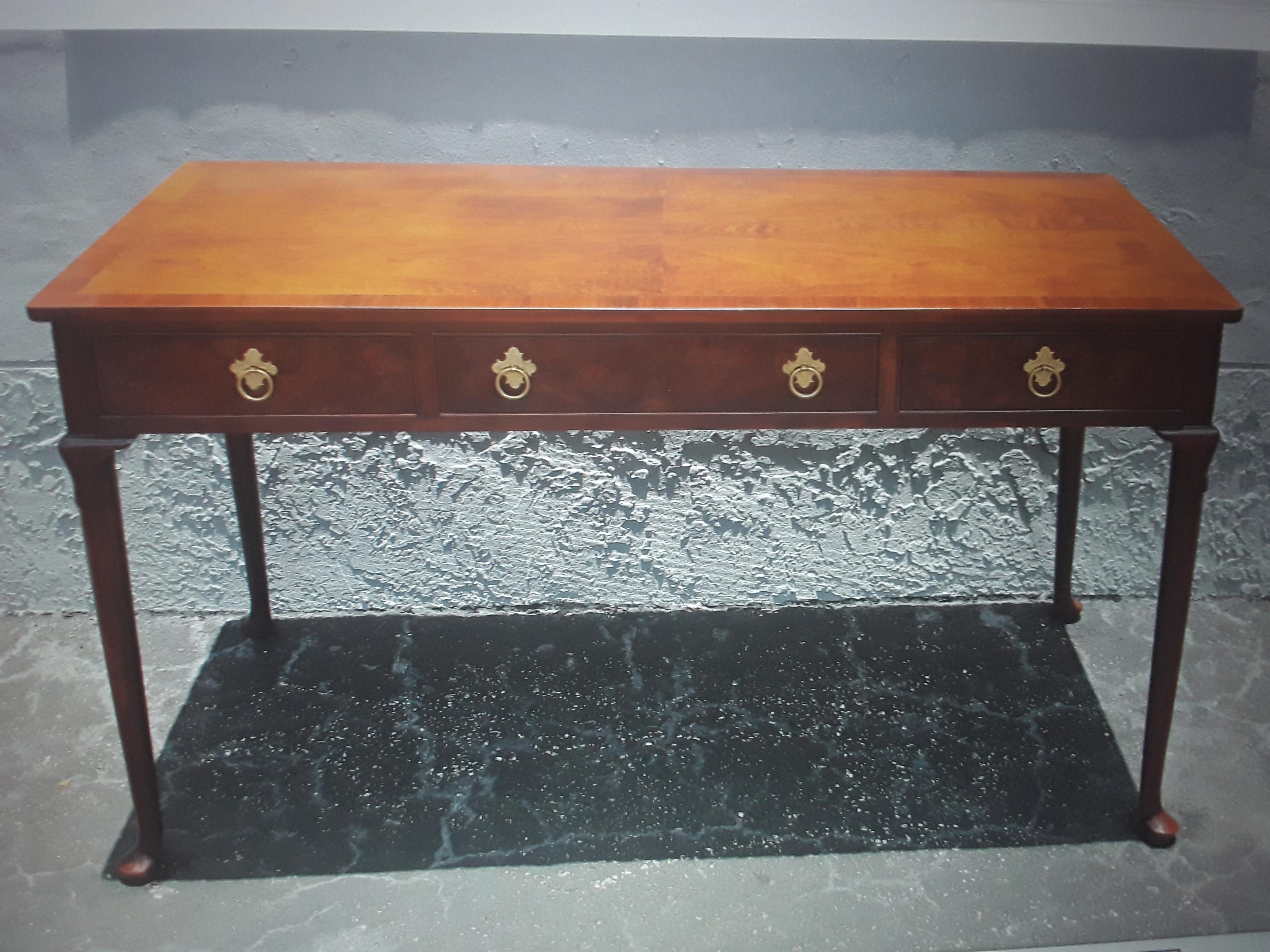 1970s Traditional Style Burl Wood Ladies Writing Desk by Baker Furniture Company 3