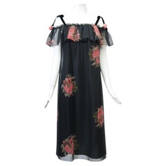 1970er Traina-Mignon Cocktailkleid mit Blumendruck 1970er Traina-Mignon Cocktailkleid mit Blumendruck