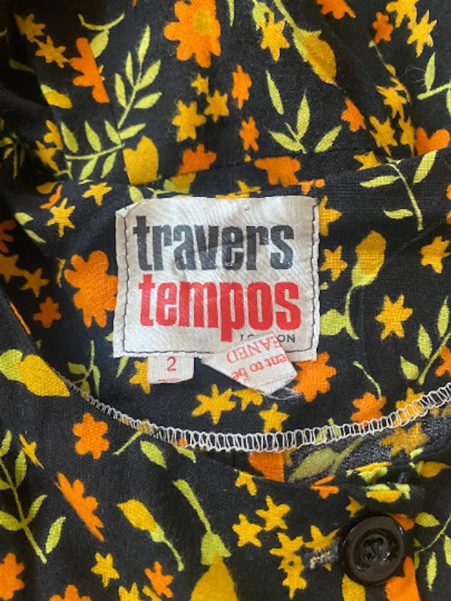 1970s Travers Tempos Flock-Cotton Floral Oversized Blouse For Sale 1