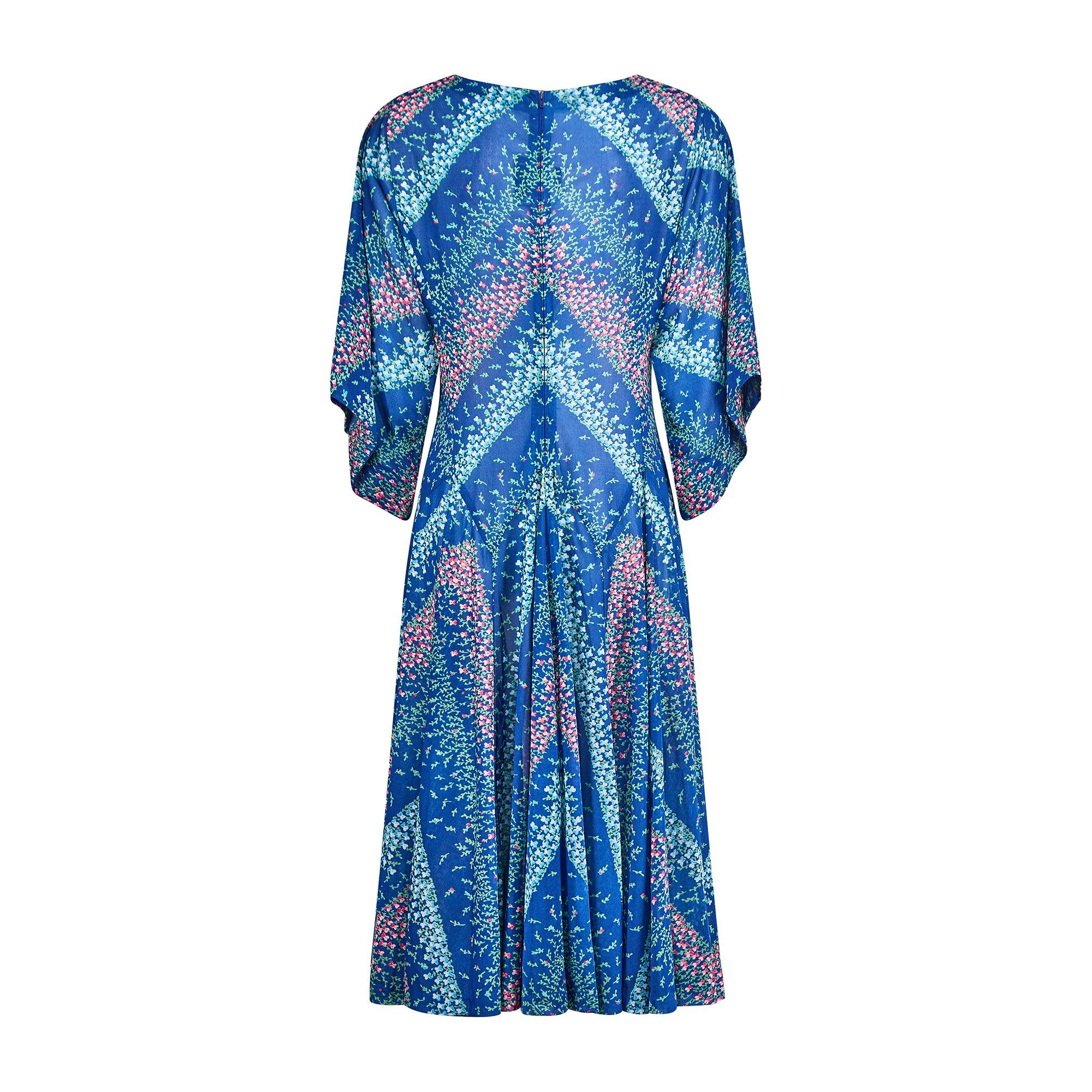 Bleu Robe Travona bleue en jersey à fleurs des années 1970 en vente