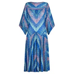 1970s Travona Blue Floral Jersey Dress