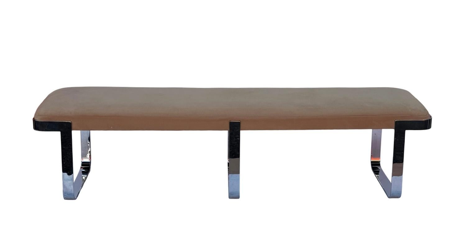 1970 Tri-Mark Ultrasuede Chrome 6ft Bench Bon état - En vente à Bensalem, PA