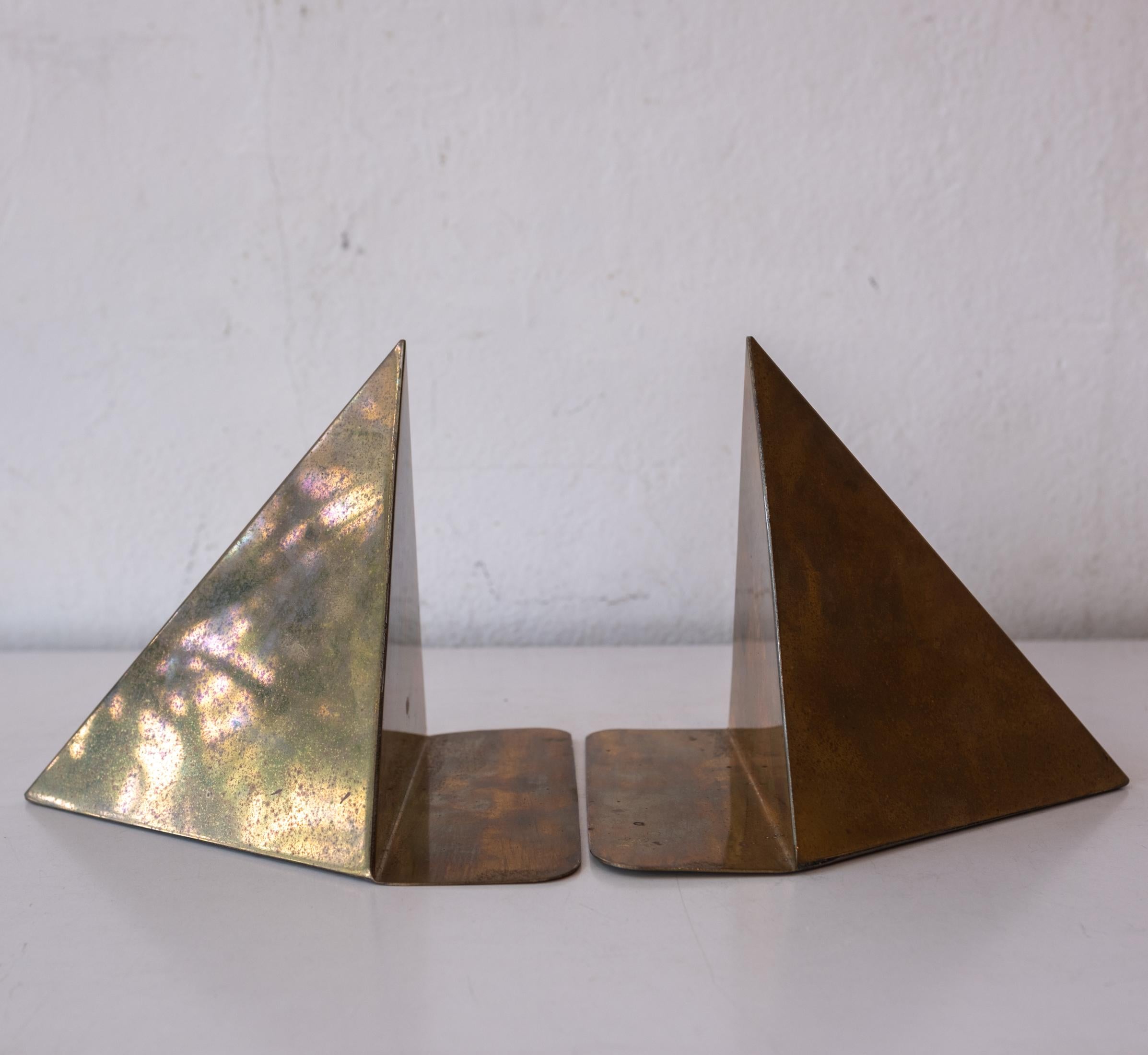 Mid-Century Modern 1970s, Triangular Brass Bookends