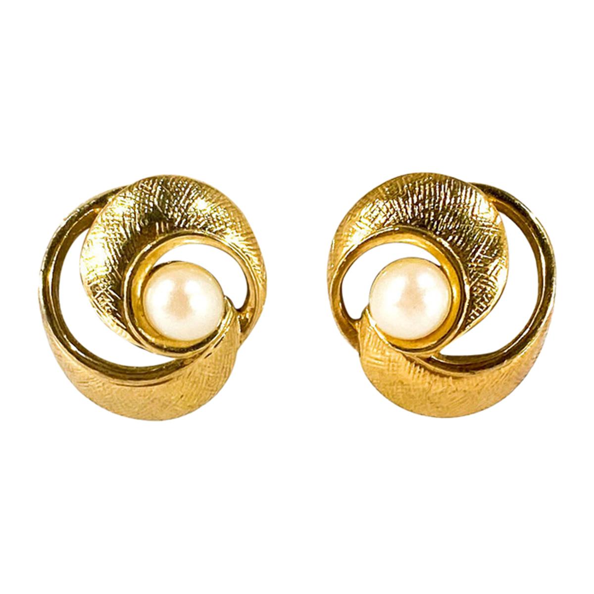 1970s Trifari Gold-tone and Pearl Clip-on Earrings