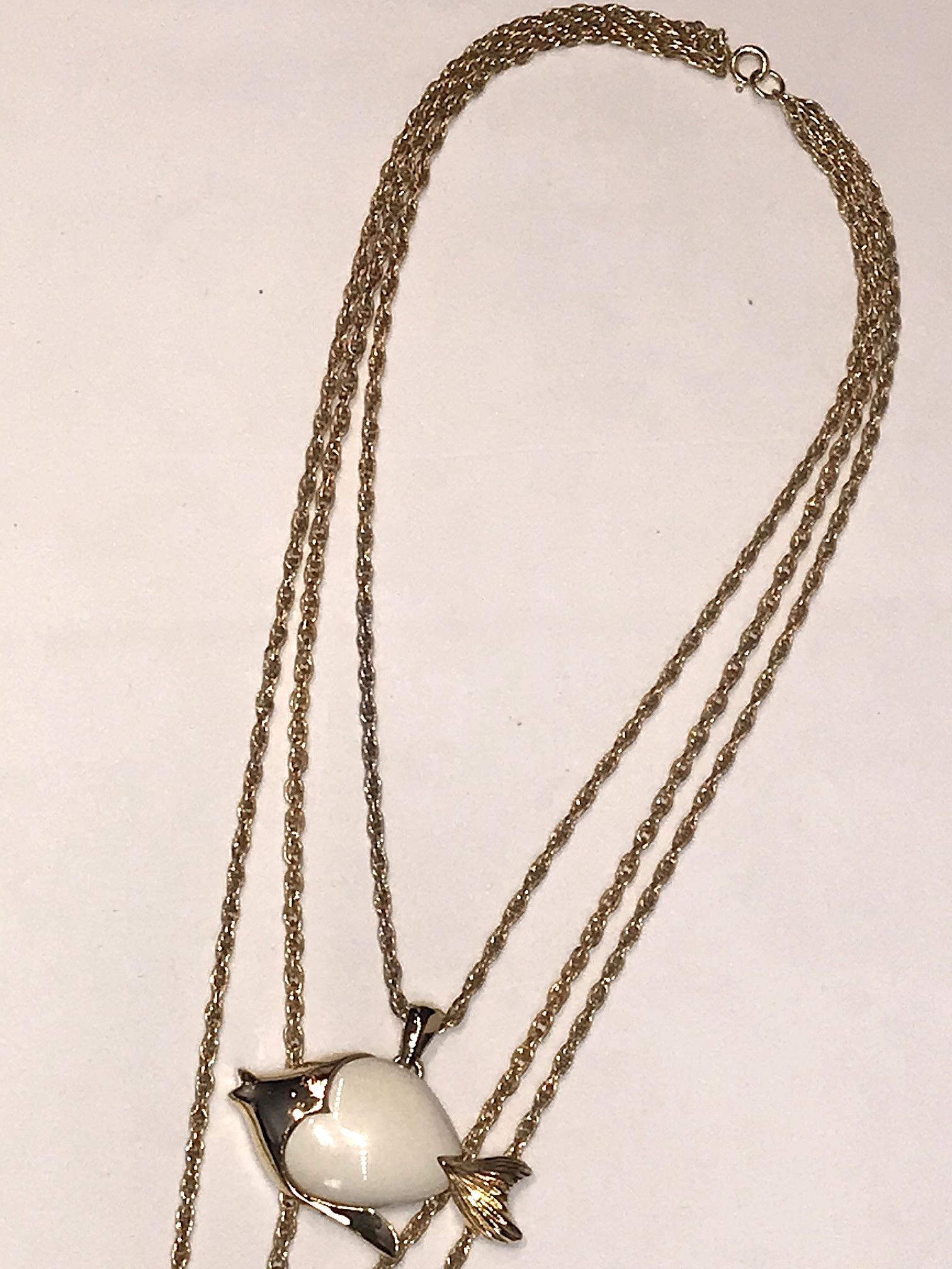 1970s Triple Fish Pendant Necklace 2