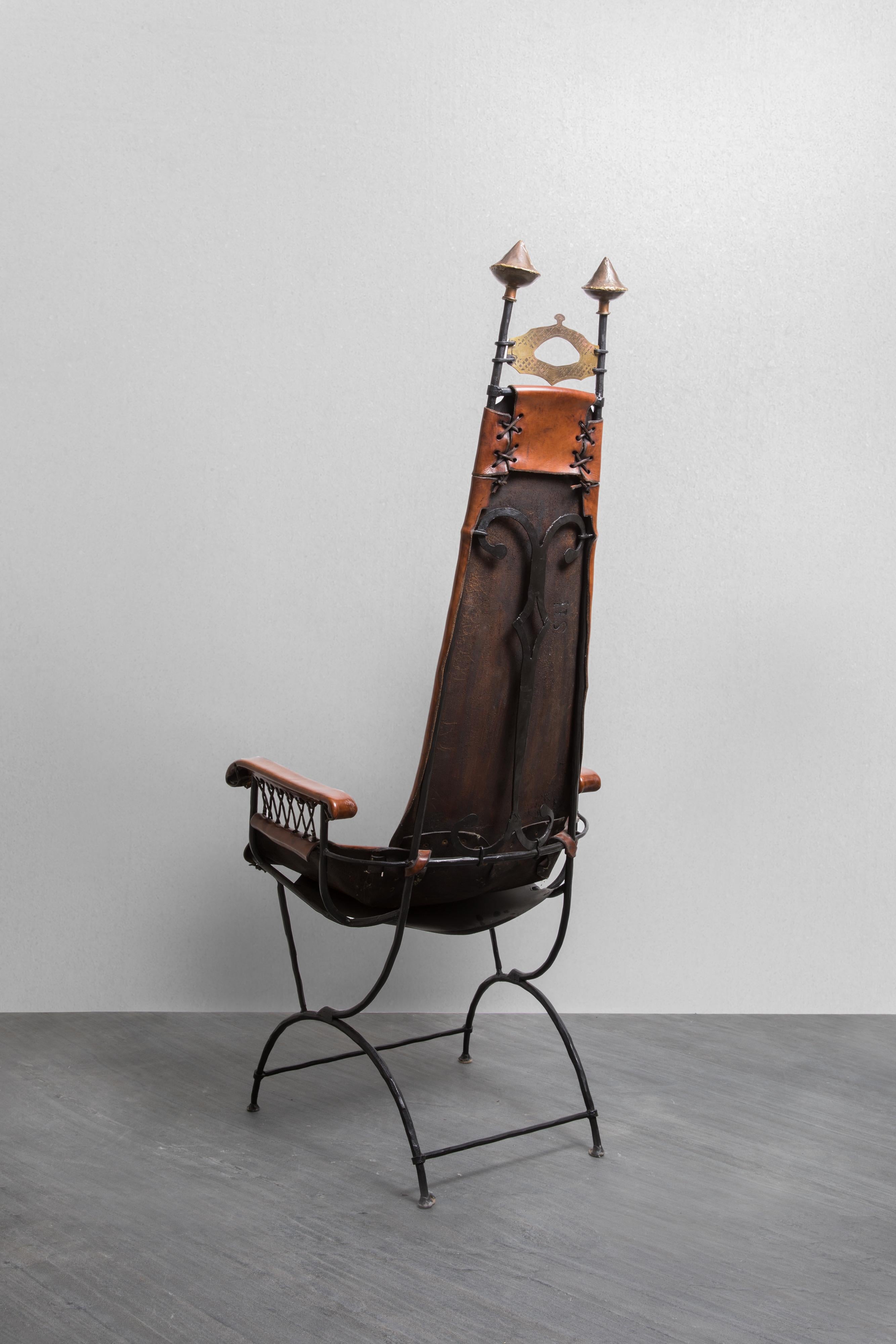 Sillón Trône de los años 70, por Sido & François Thévenin Tribal en venta