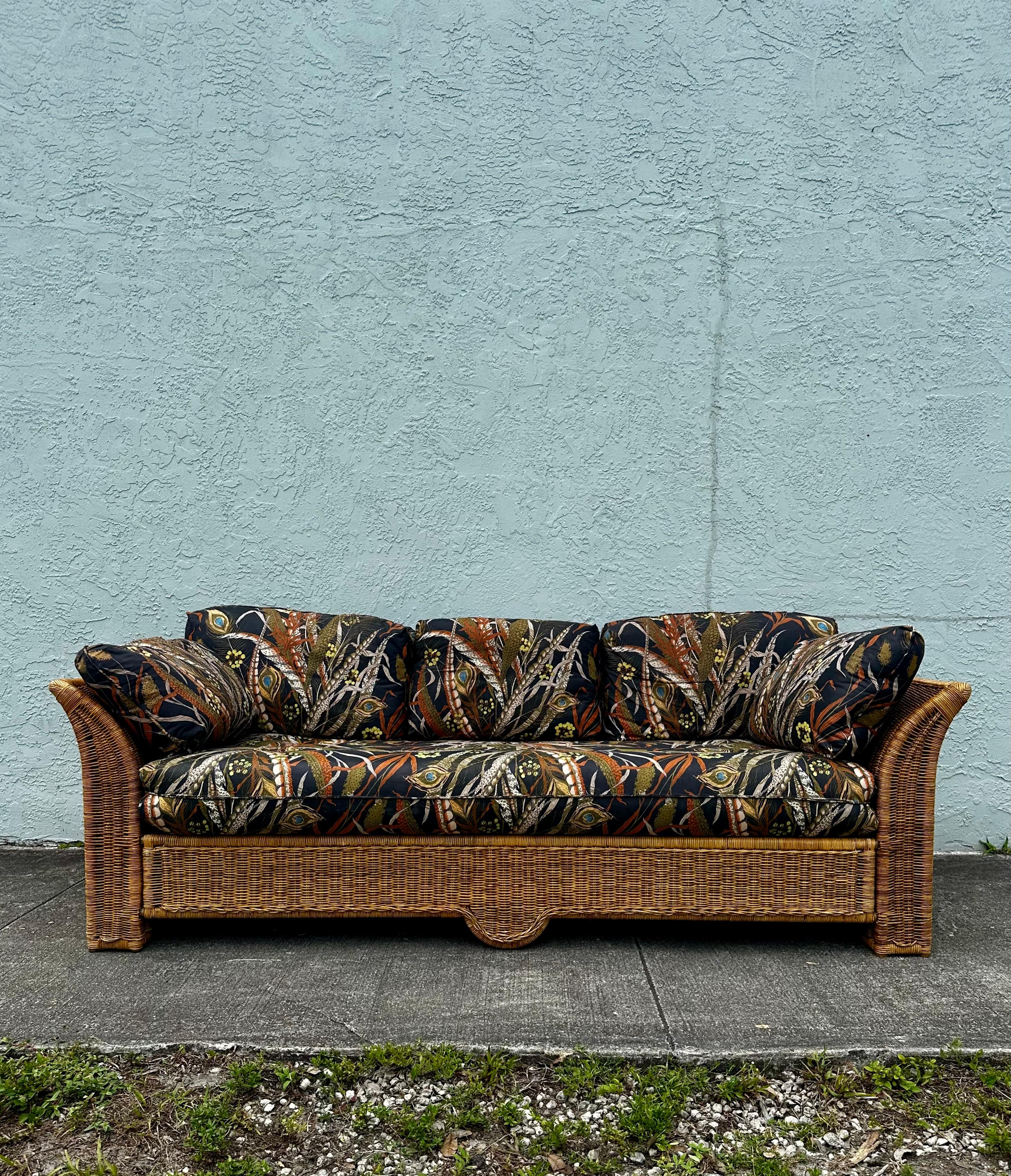Late 20th Century 1970s Tropical Sculptural Finely Crafted Rattan Sofa For Sale