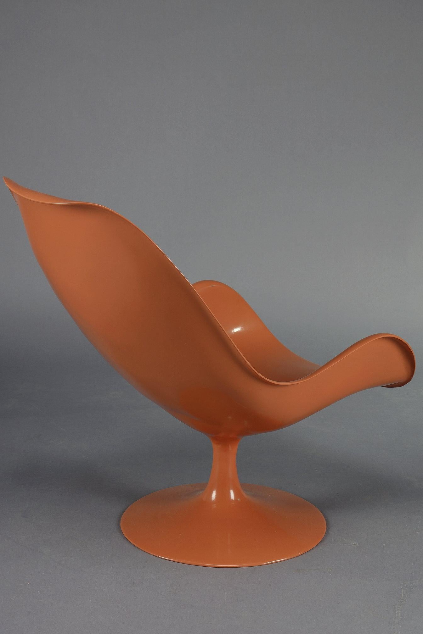 Chaises et table basses tulipe des années 1970 en vente 6