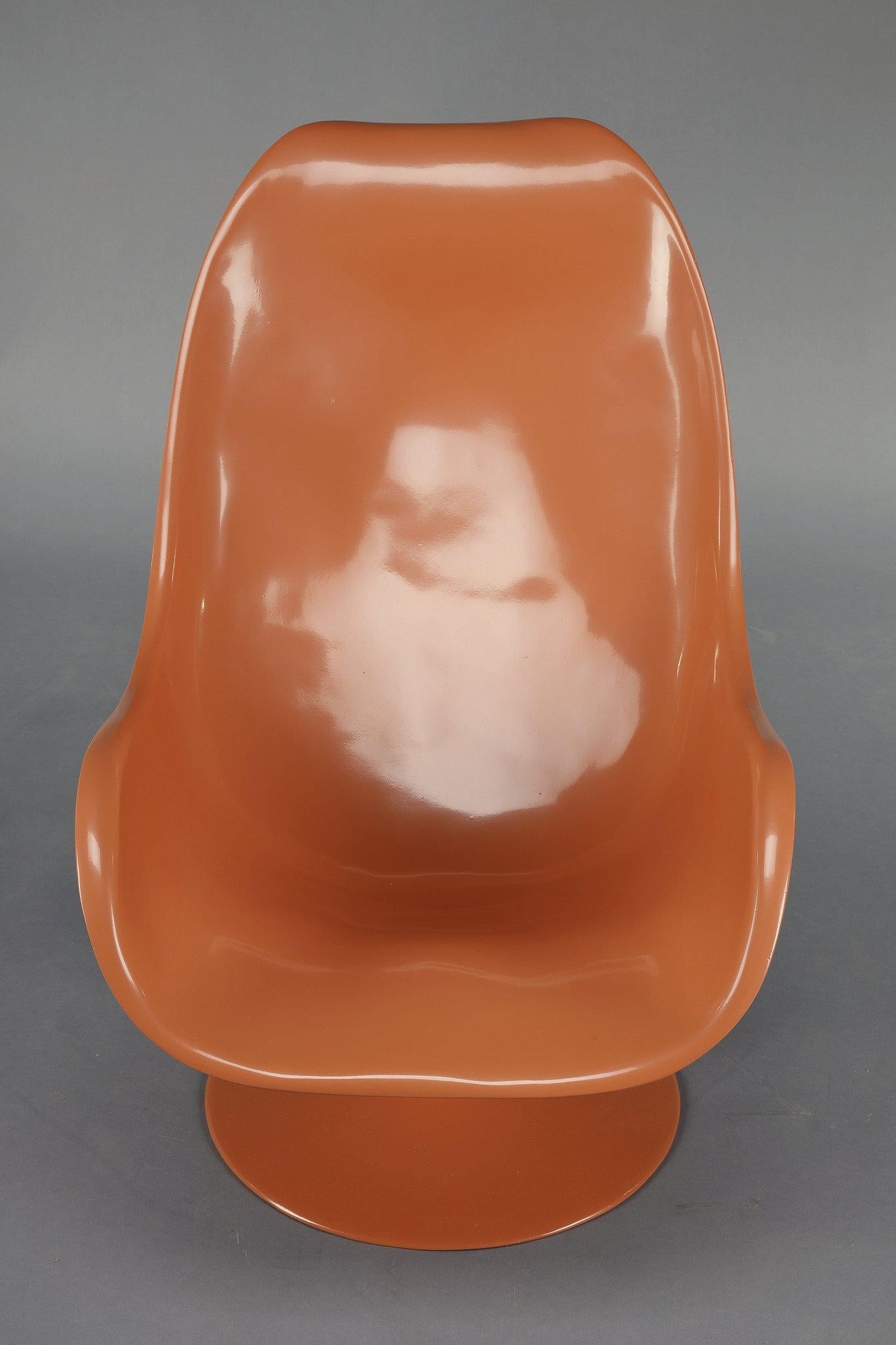Chaises et table basses tulipe des années 1970 en vente 13