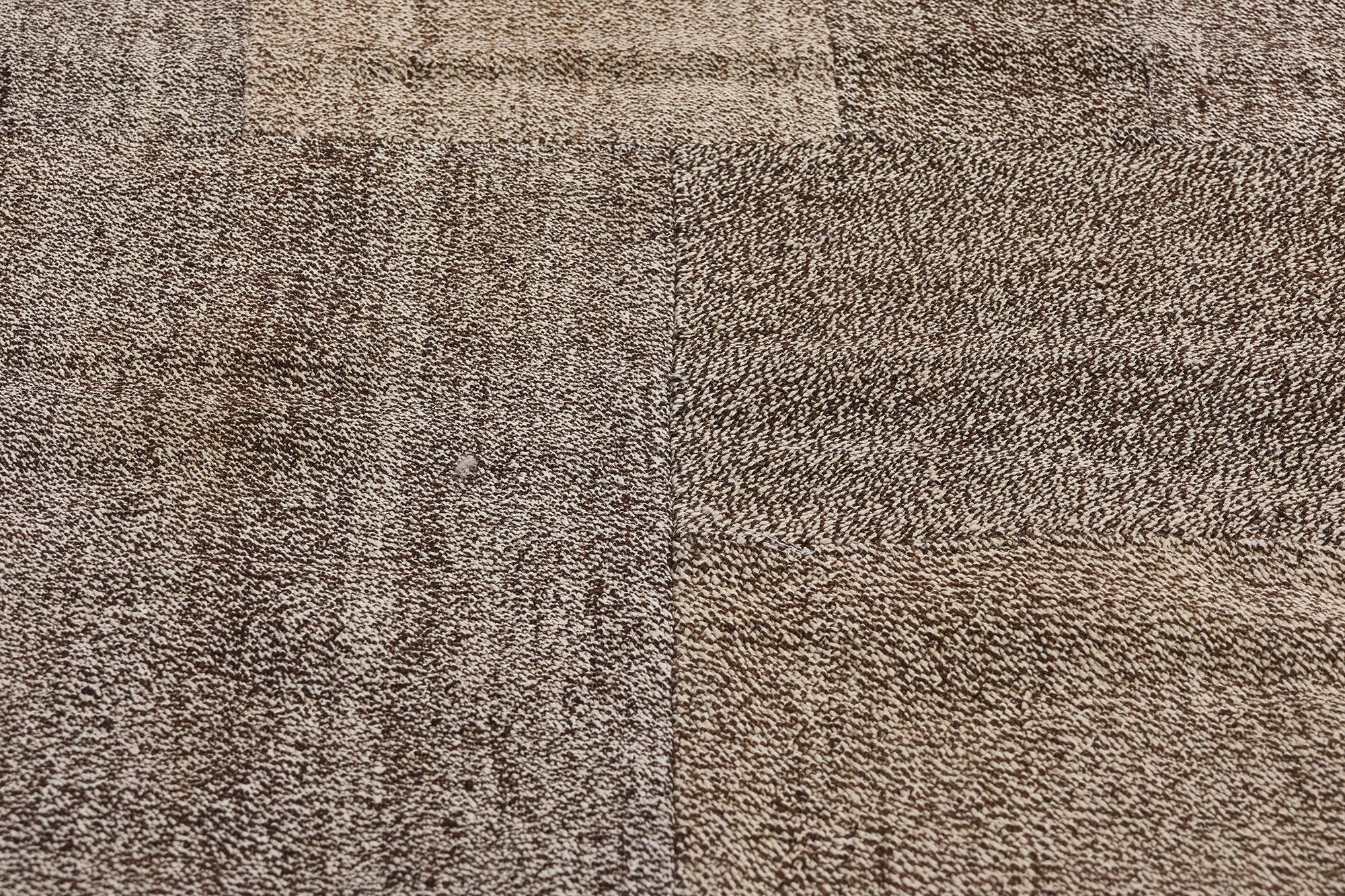 1970's Turkish Patchwork Kilim Carpet with Modern Style In Good Condition For Sale In Dallas, TX