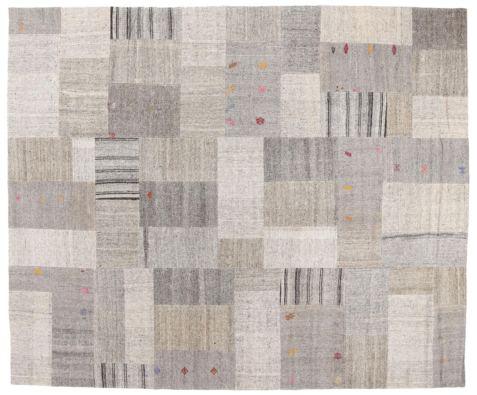 1970's Turkish Patchwork Kilim Rug with Modern Style For Sale 3