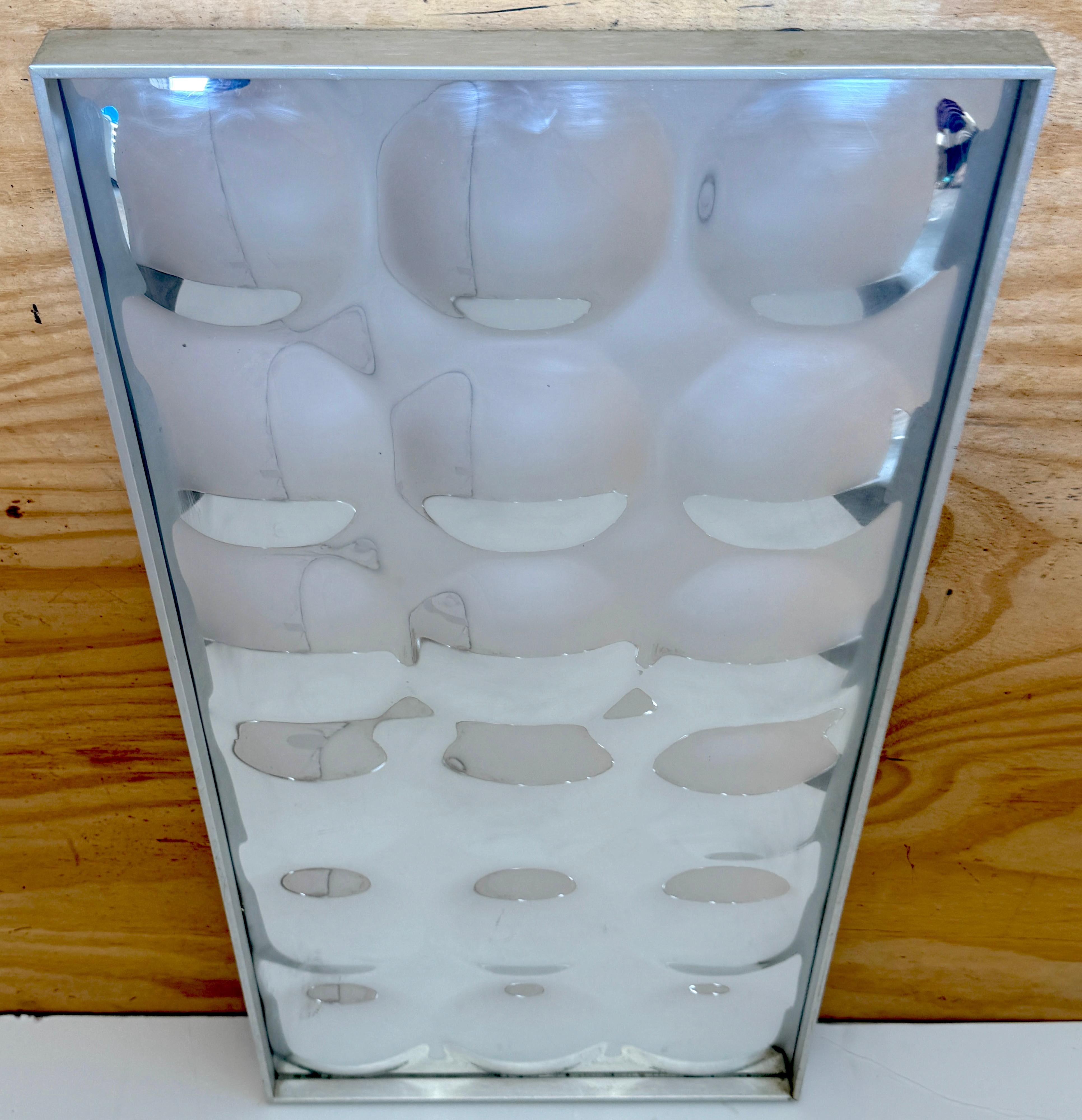American 1970s Turner Bubble Mirror in Chrome-Finished Acrylic and Aluminum Frame For Sale