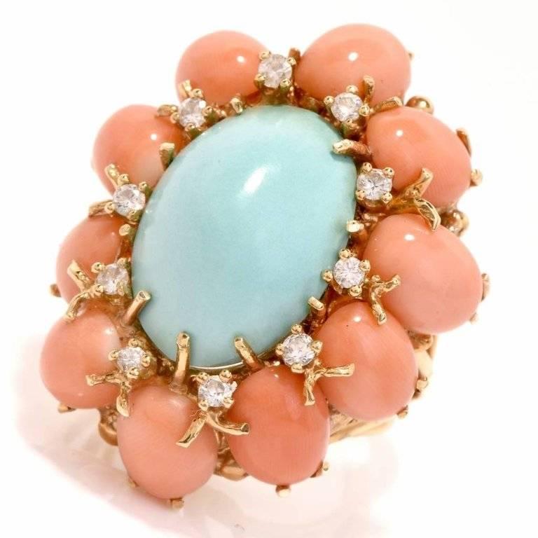 1970s Turquoise and Coral Cabochon Diamond 18 Karat Gold Cocktail Ring In Excellent Condition In Miami, FL