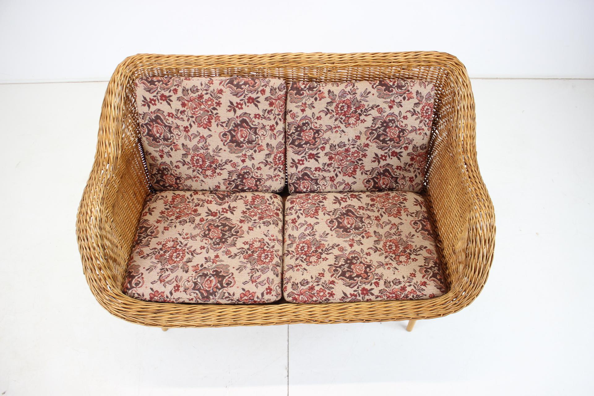 Mid-Century Modern 1970s Two-Seater Rattan Sofa by Uluv, Czechoslovakia For Sale