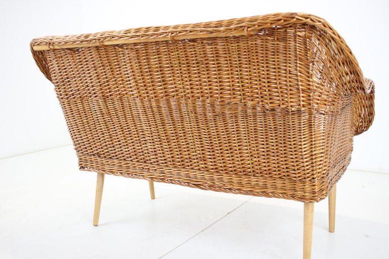1970s Two-Seater Rattan Sofa by Uluv, Czechoslovakia For Sale 1