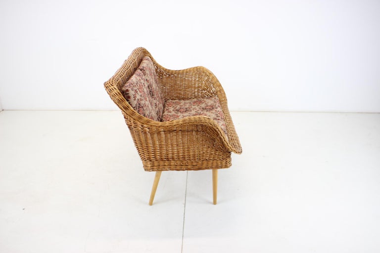 1970s Two-Seater Rattan Sofa by Uluv, Czechoslovakia For Sale 2