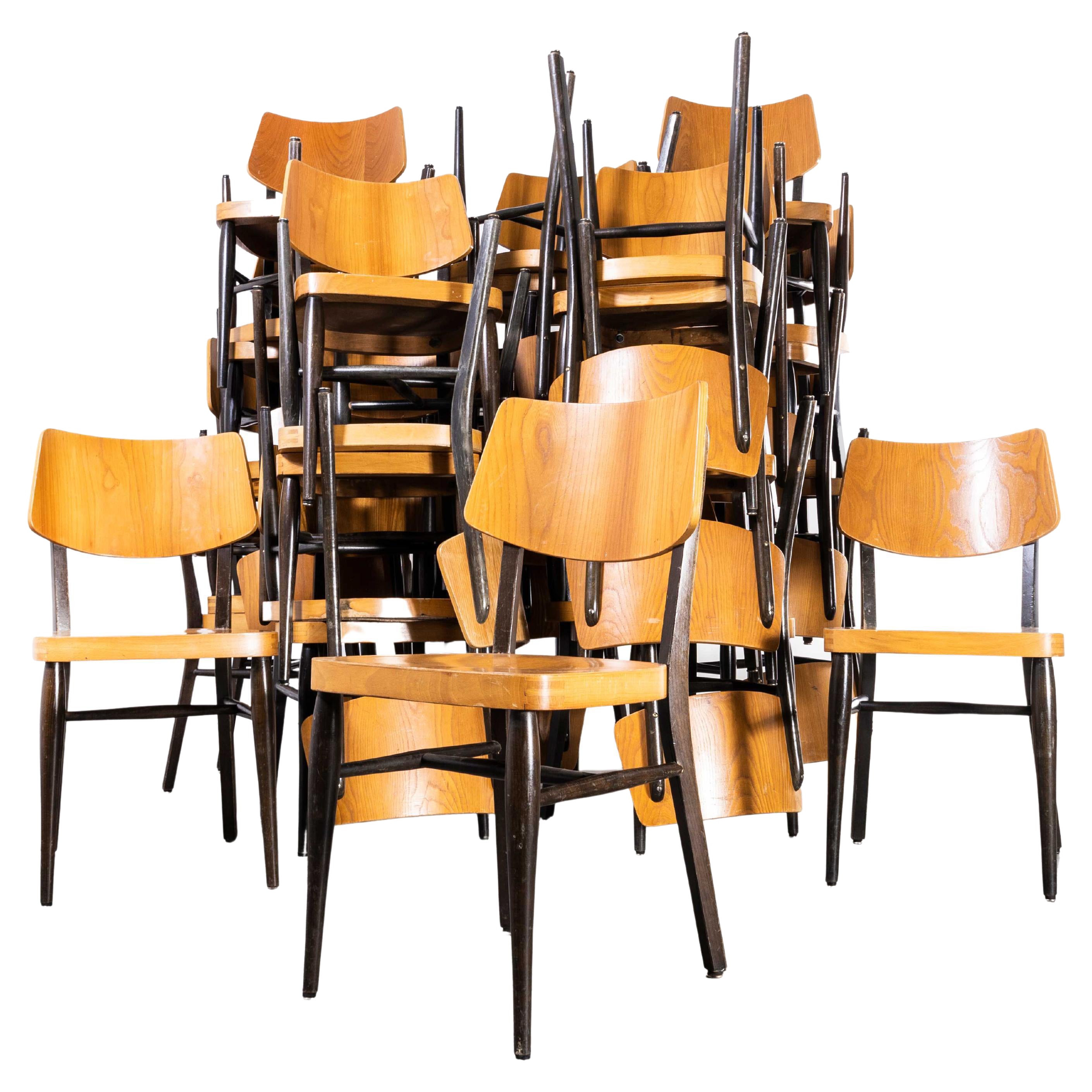 Chaise de salle à manger bicolore à dossier sellier des années 1970 - Diverses quantités disponibles