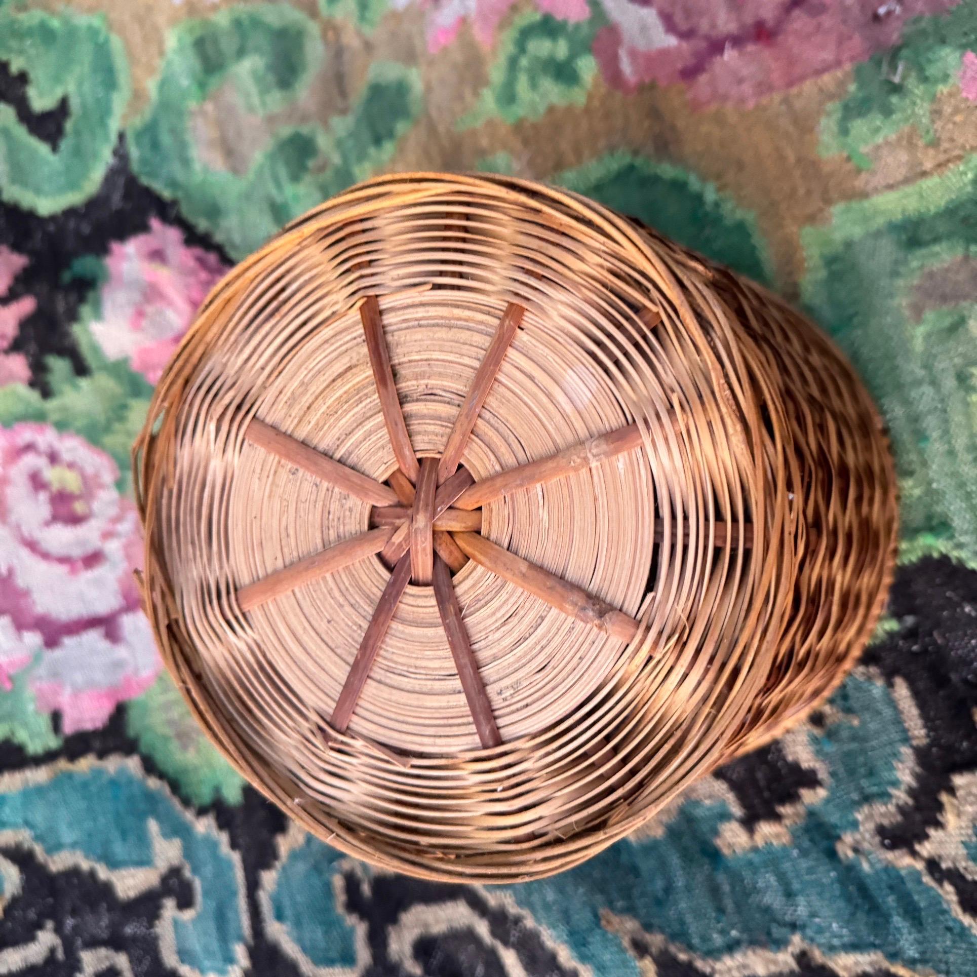 1970s Two Toned Woven Rattan Wastebasket For Sale 3