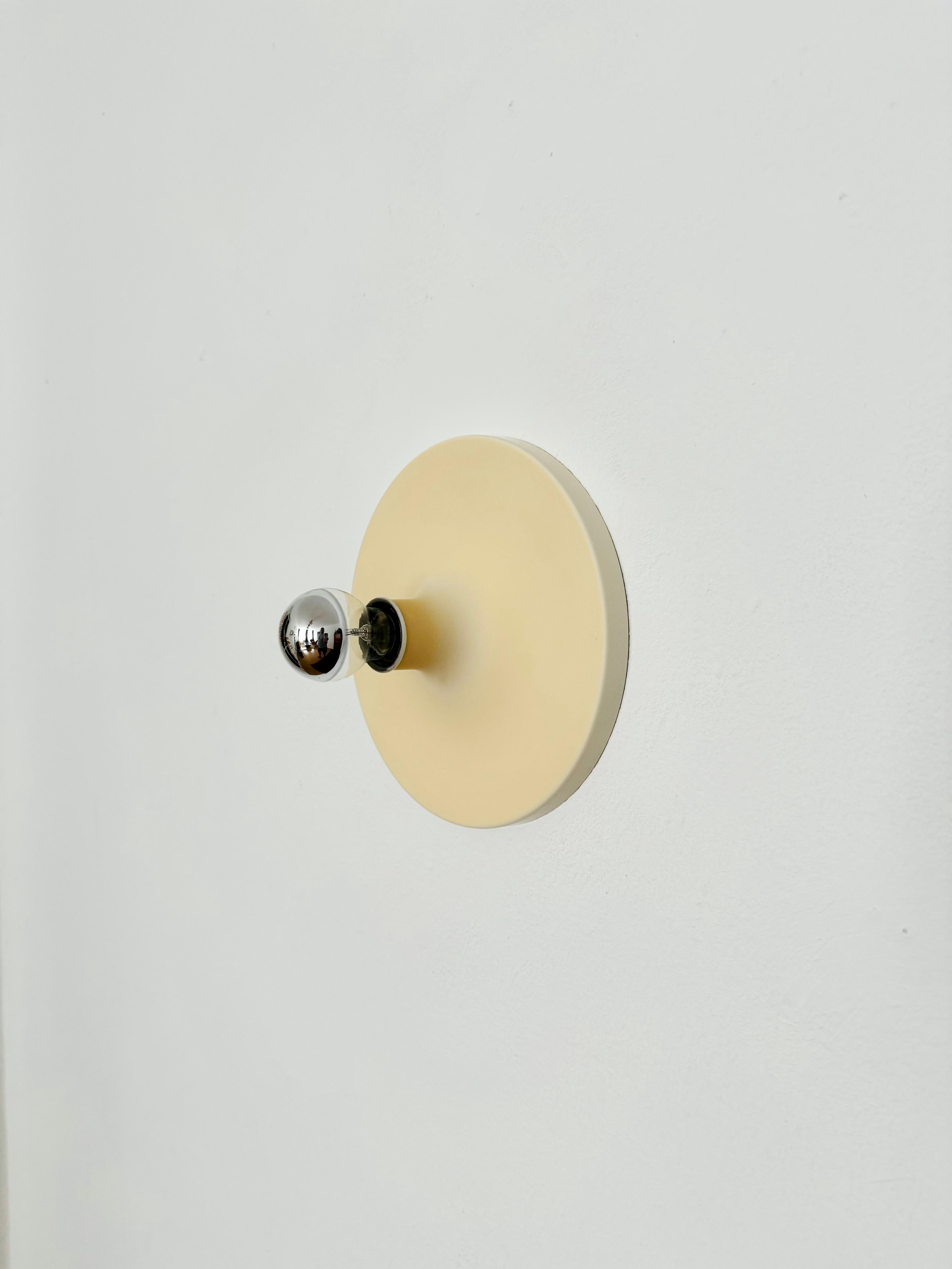 Ère spatiale Lampe murale ou plafonnier Ufo des années 1970 par Cosack en vente