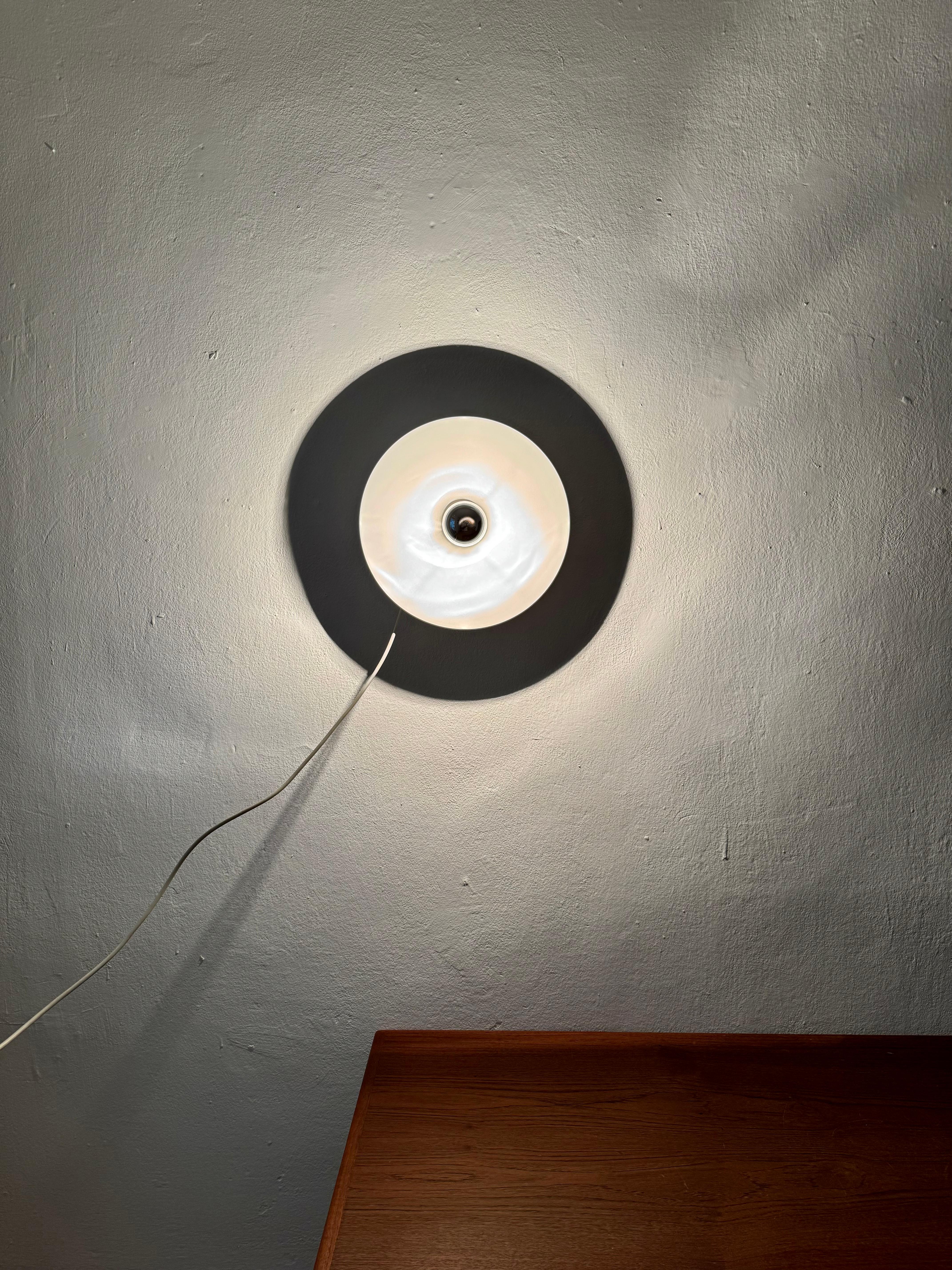 1970er Ufo-Wand- oder Deckenleuchte von Staff im Angebot 4