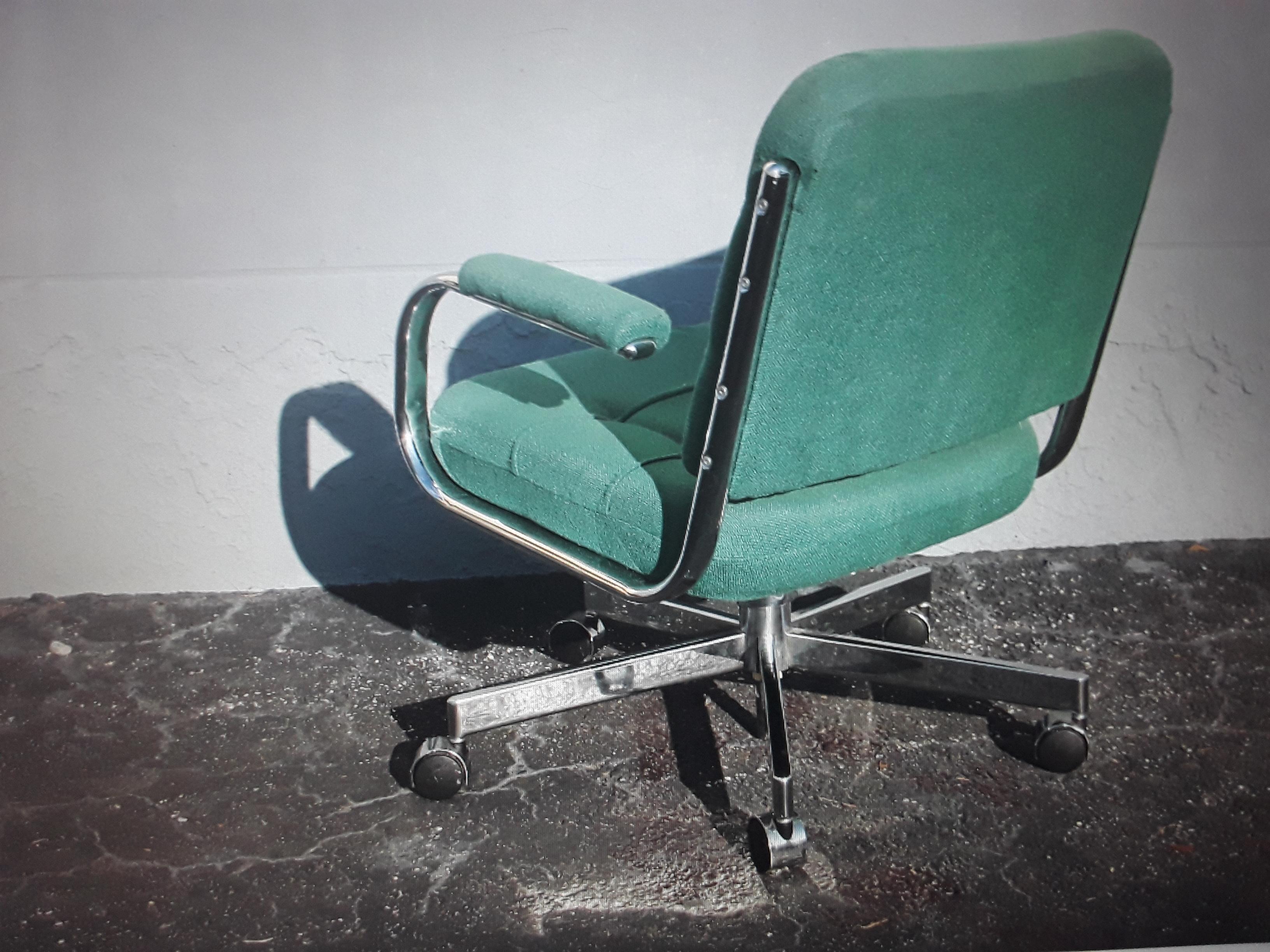 1970's Ultra Modern Adjustable Office Desk Chair For Sale 2