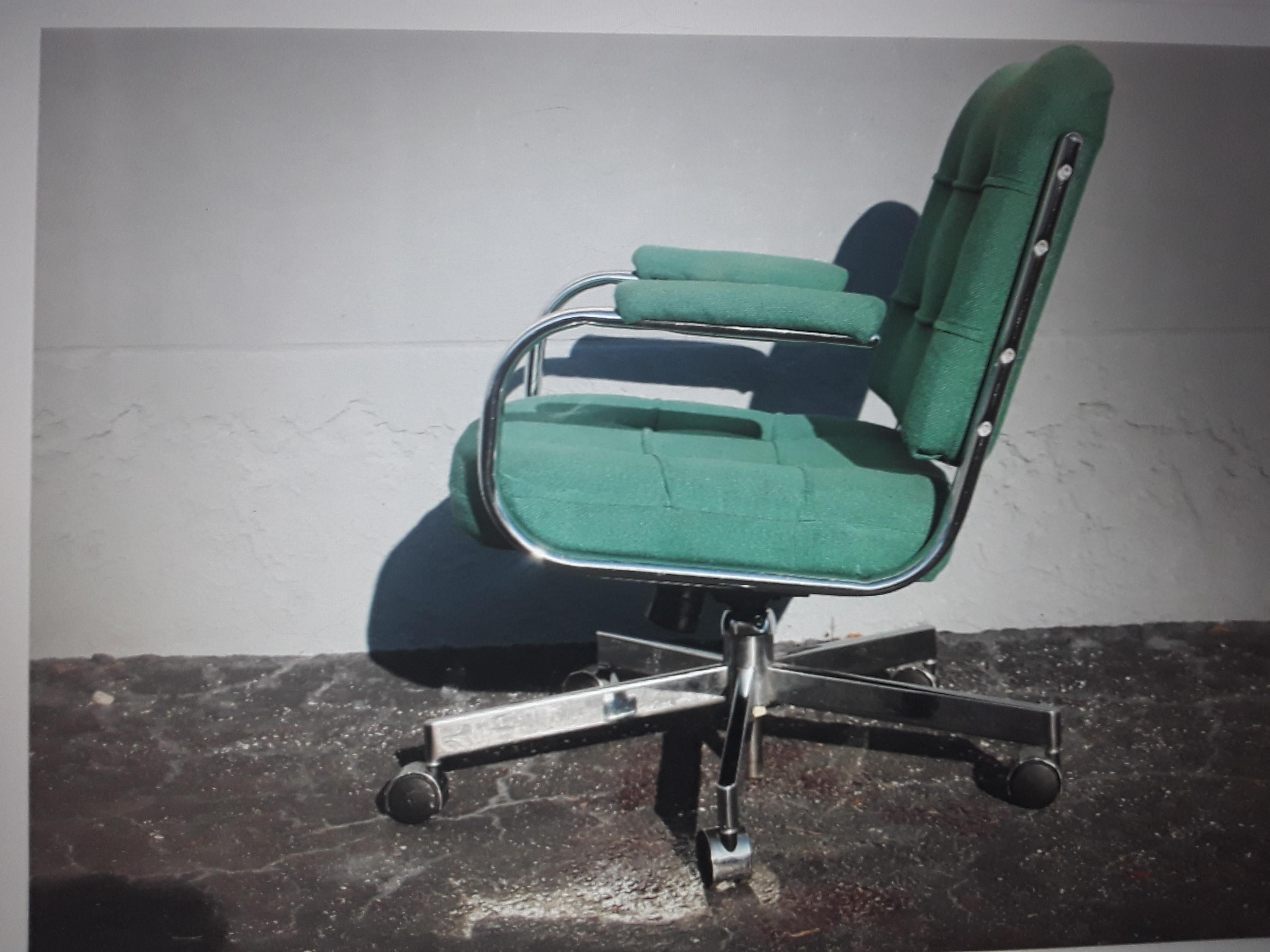 1970's Ultra Modern Adjustable Office Desk Chair For Sale 3