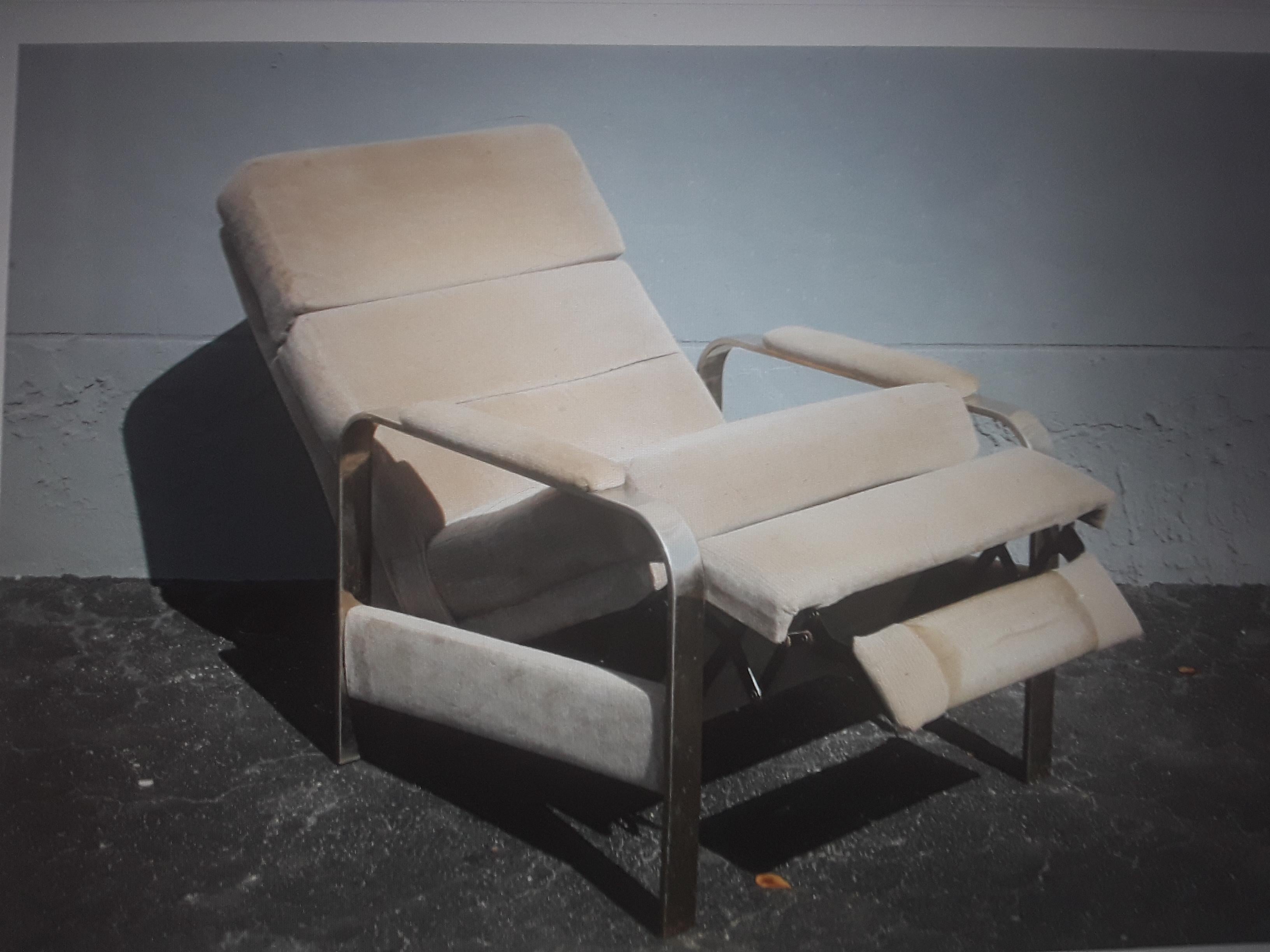 1970's Ultra Modern Nade for Burdines Recliner/ Lounge Chair For Sale 4