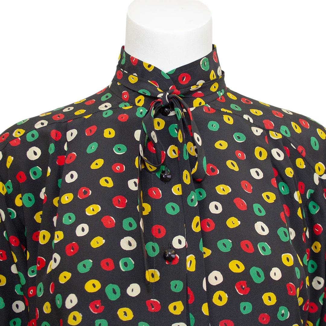1970er Ungaro Bedruckte Seidenbluse (Schwarz) im Angebot