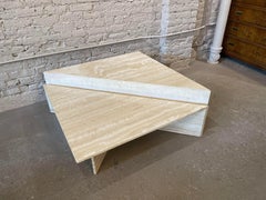 Table basse en travertin Up and Up des années 1970 - Lot de 2