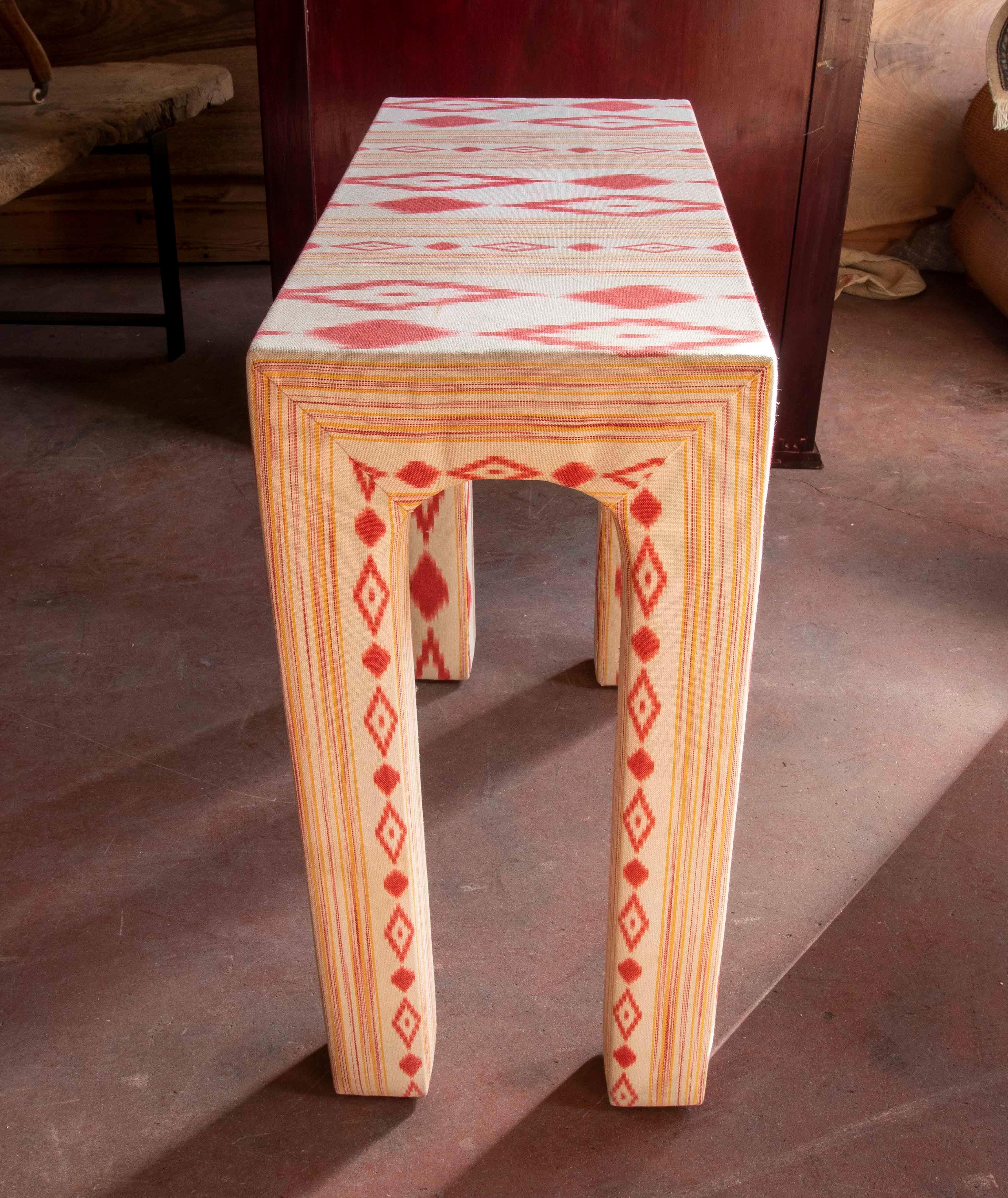 1970s Upholstered Wooden Console In Good Condition For Sale In Marbella, ES
