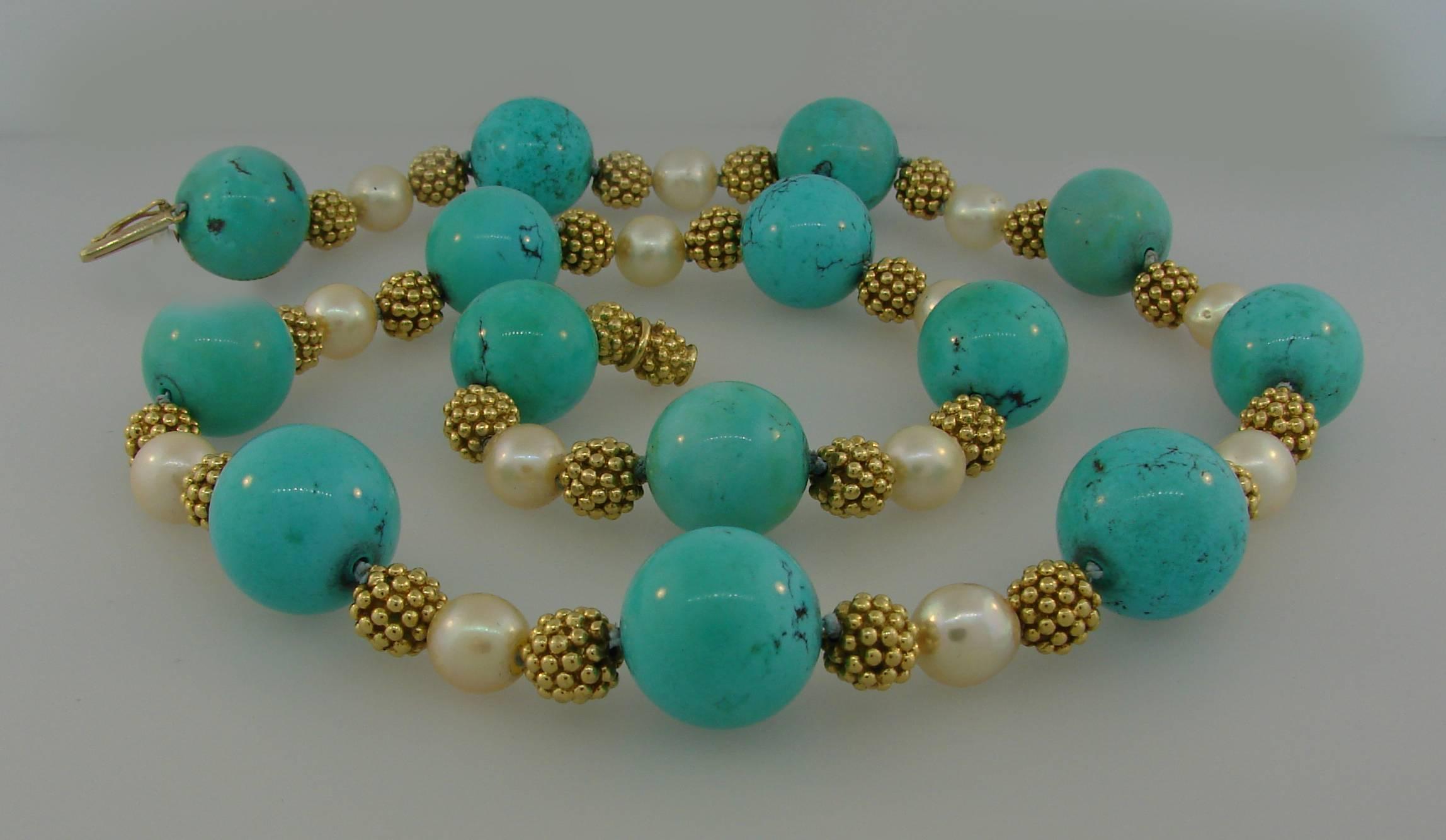 1970s Van Cleef & Arpels Turquoise Pearl Yellow Gold Bead Necklace  In Excellent Condition In Beverly Hills, CA