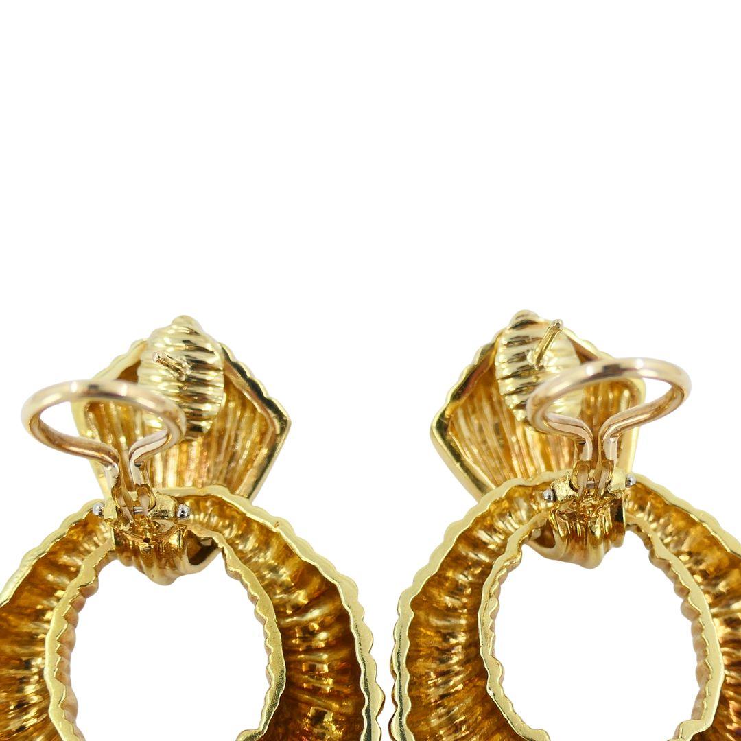 Boucles d'oreilles à clip en or 18k Van Cleef & Arpels des années 1970 en vente 8