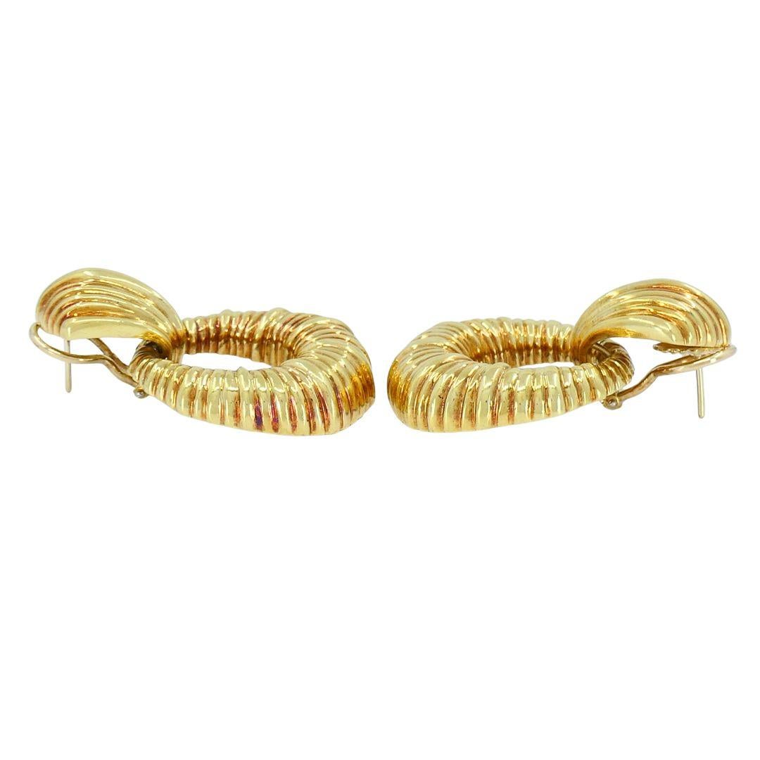 Boucles d'oreilles à clip en or 18k Van Cleef & Arpels des années 1970 en vente 2