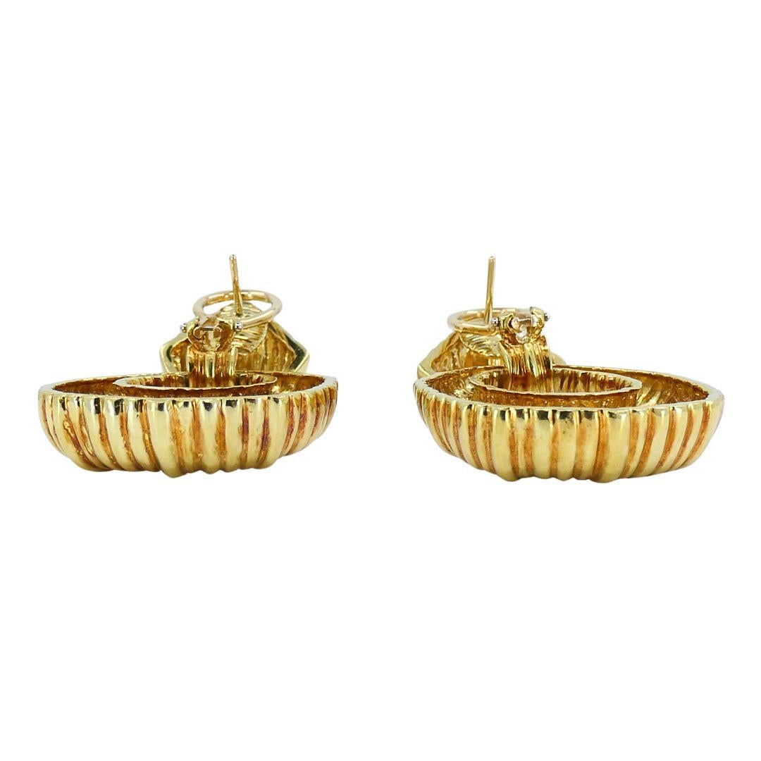 Boucles d'oreilles à clip en or 18k Van Cleef & Arpels des années 1970 en vente 3