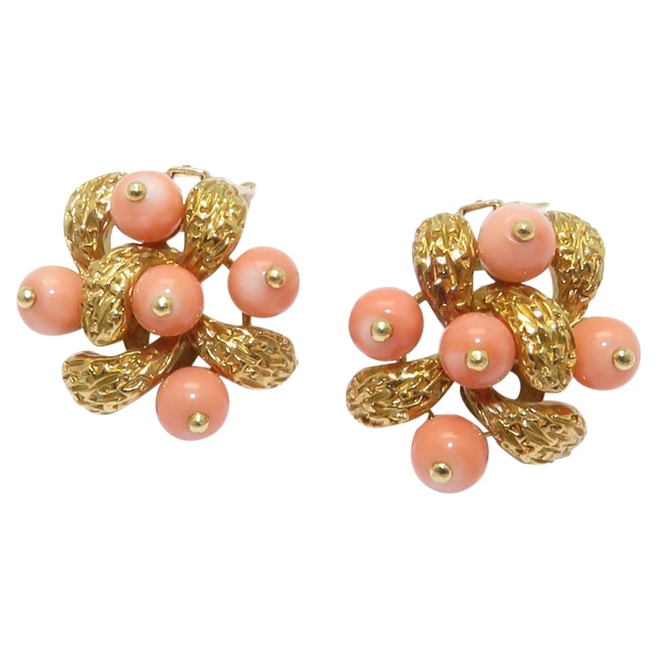 1970s Van Cleef & Arpels Coral Beads Gold Ear Clips