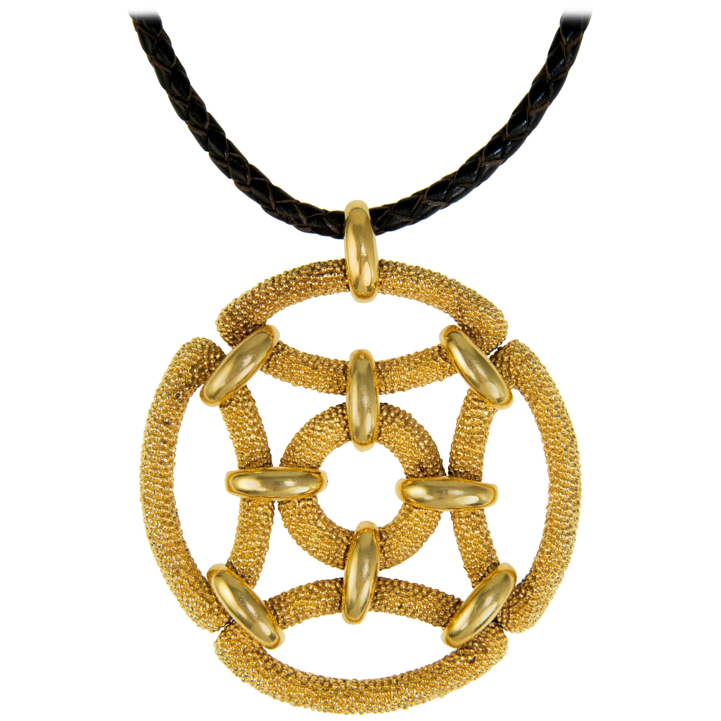 Van Cleef & Arpels Yellow Gold Pendant 1970s