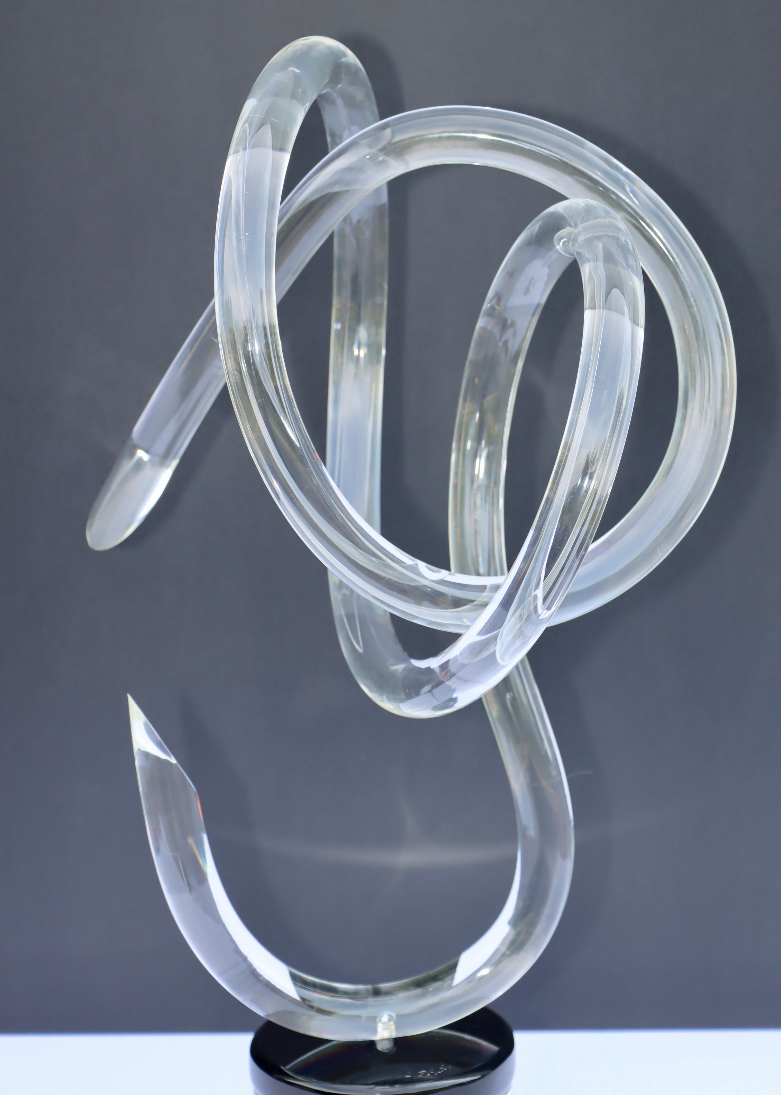 1970's Van Teal Verdrehte Lucite Tisch Skulptur (Moderne der Mitte des Jahrhunderts) im Angebot