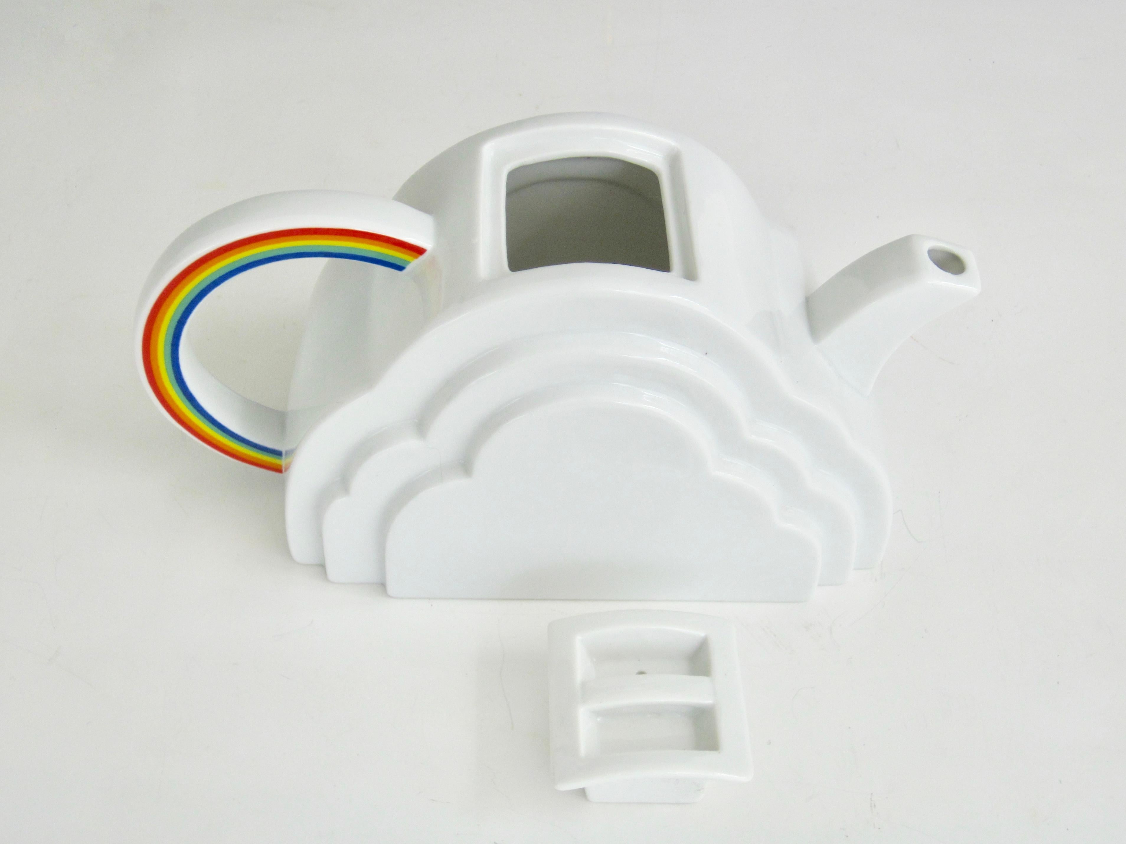 1970s Vandor San Francisco Clouds and Rainbow Porcelain Teapot 5