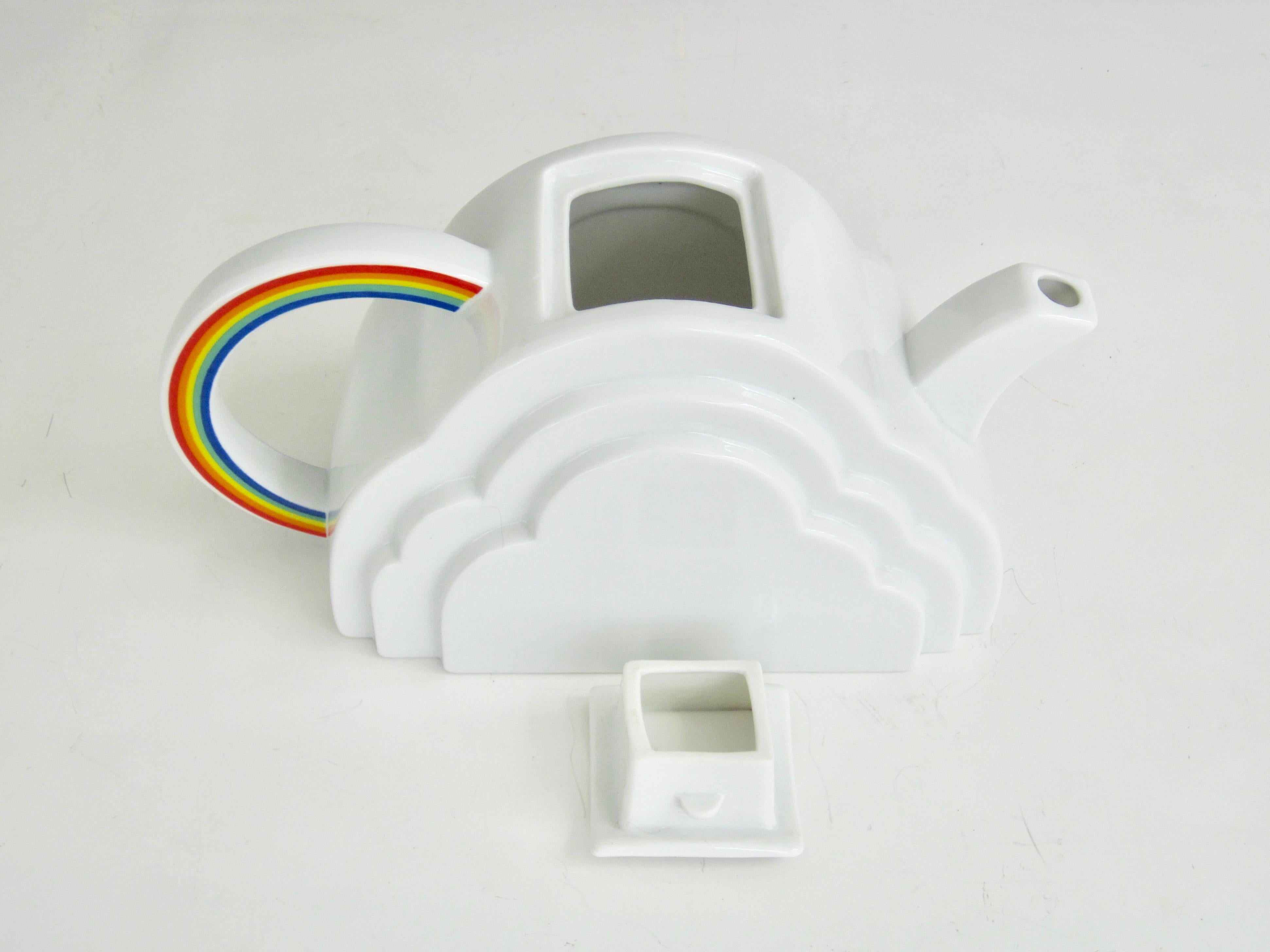 1970s Vandor San Francisco Clouds and Rainbow Porcelain Teapot 6