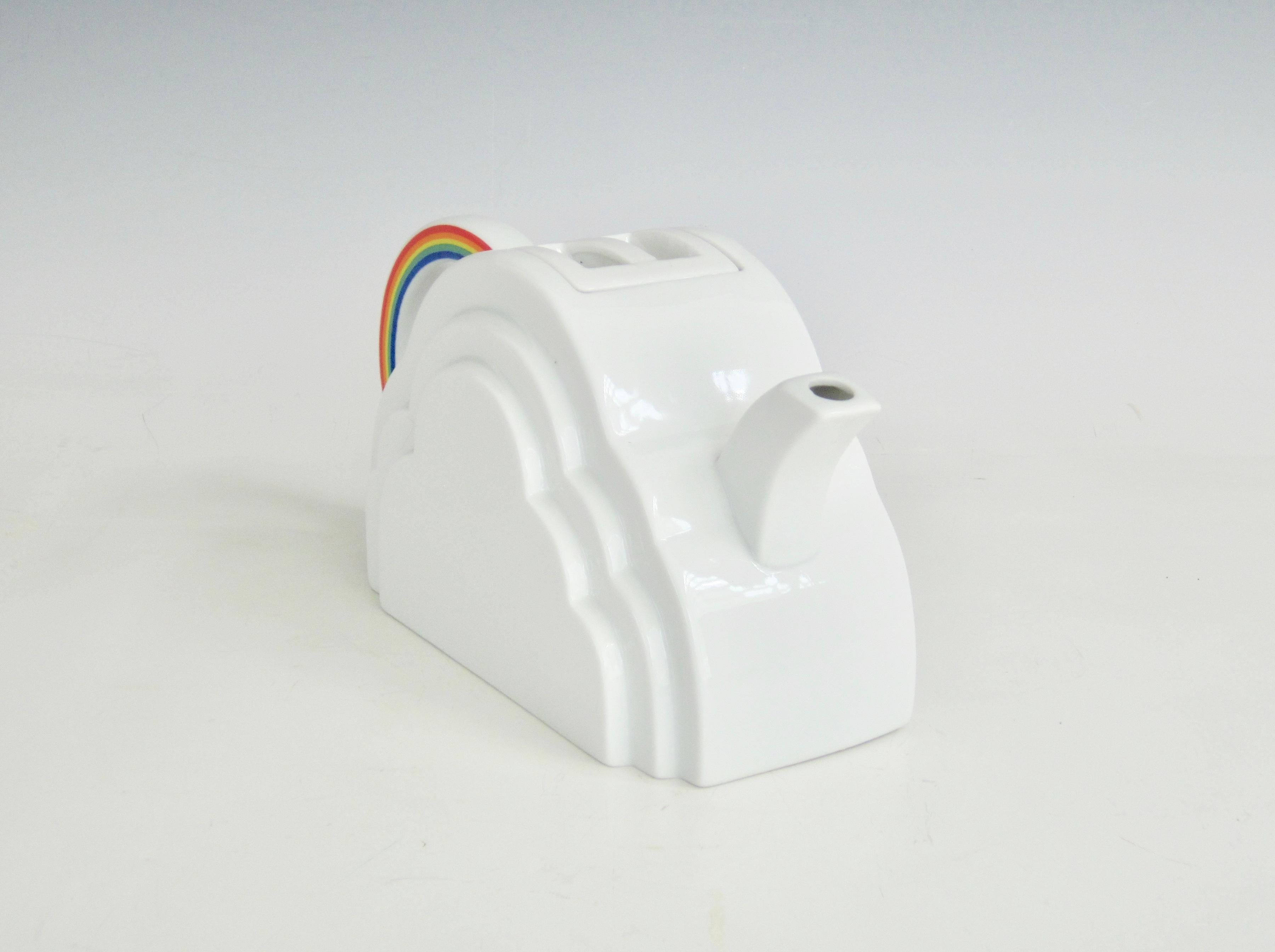 1970s Vandor San Francisco Clouds and Rainbow Porcelain Teapot In Good Condition In Ferndale, MI