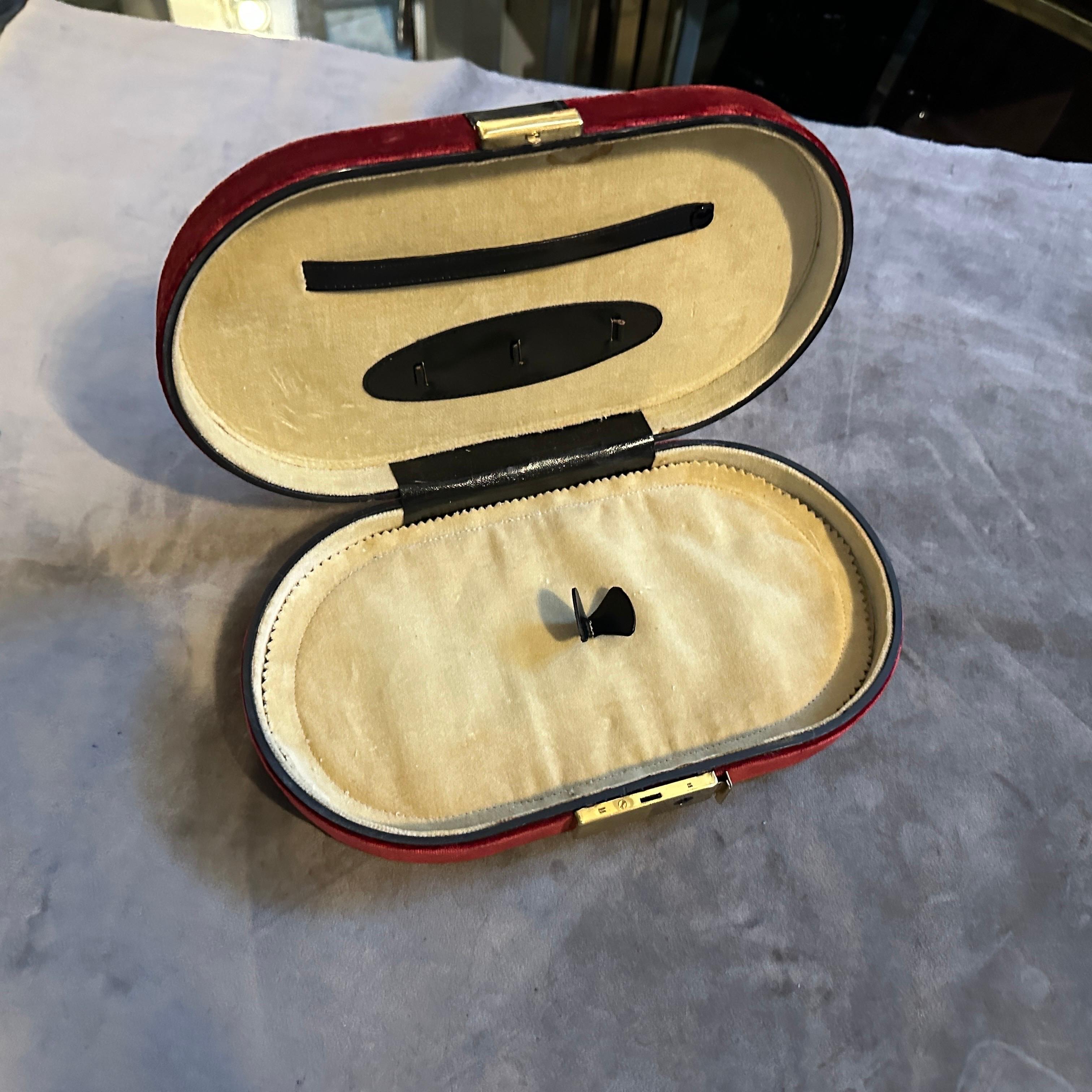 Joyero de viaje italiano de terciopelo y cuero de los años 70 en venta 5