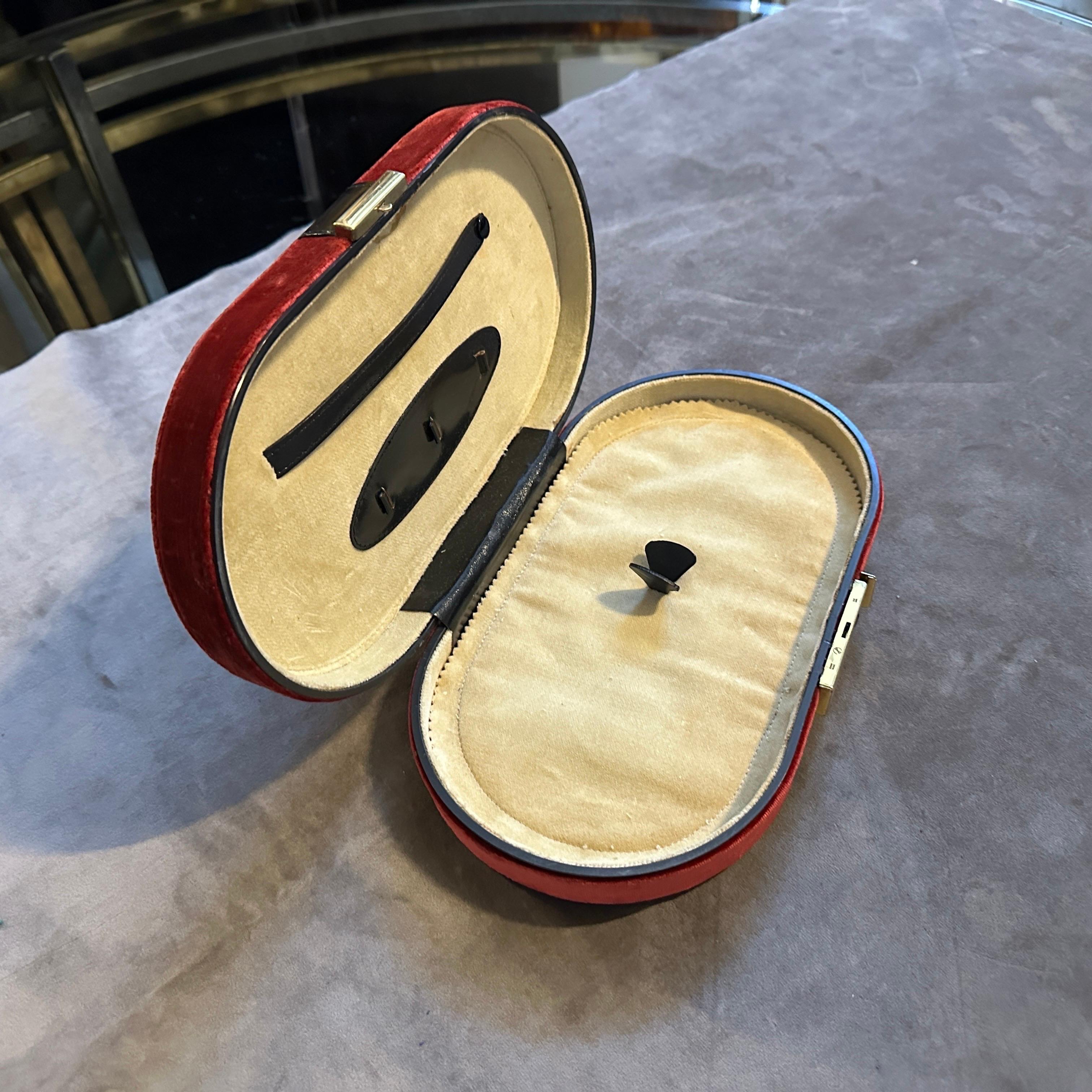 Joyero de viaje italiano de terciopelo y cuero de los años 70 en venta 6