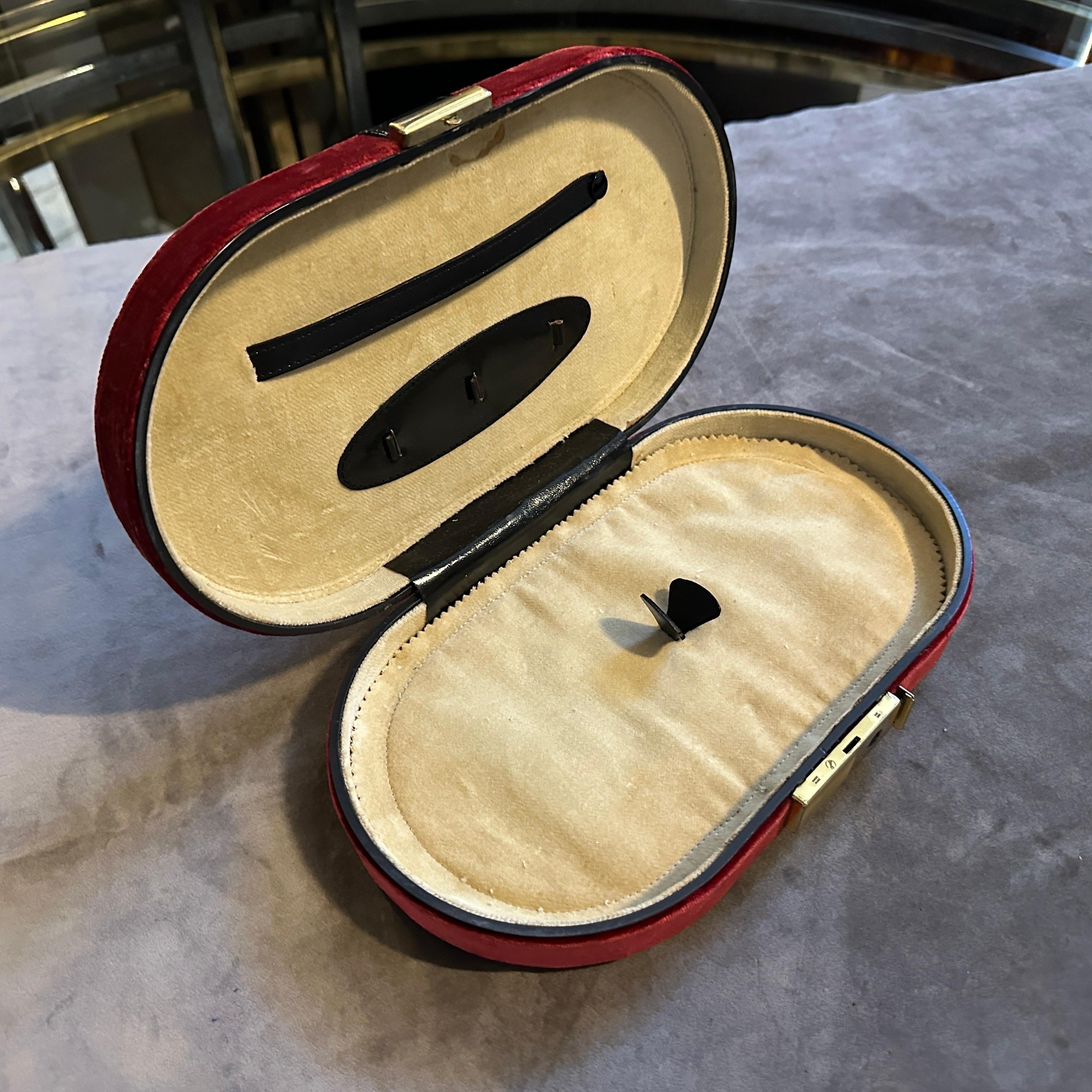 Joyero de viaje italiano de terciopelo y cuero de los años 70 en venta 1